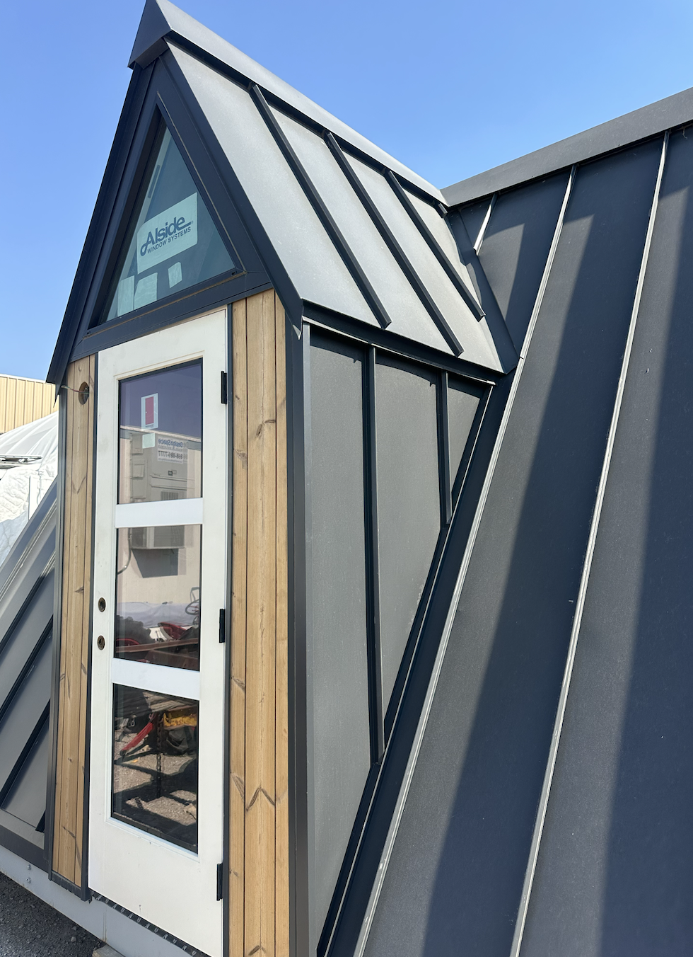 A-frame Shell thumbnail 3