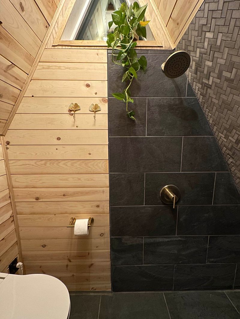 ALT 20’ A-Frame thumbnail 4