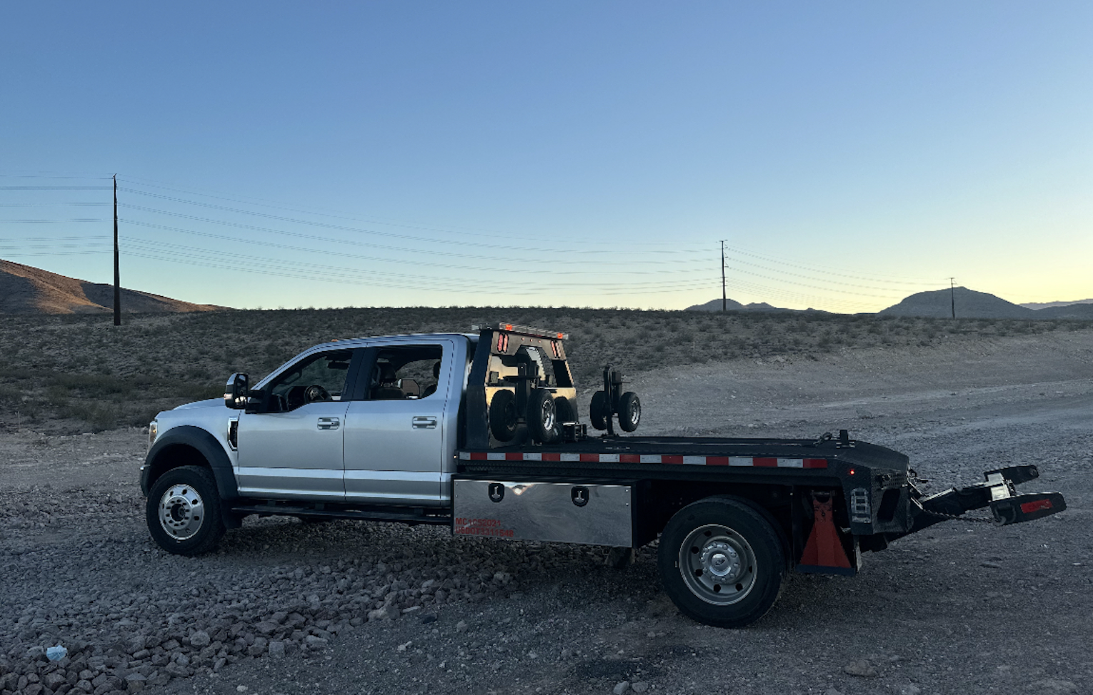 Container Moving Truck & Trailer thumbnail 7