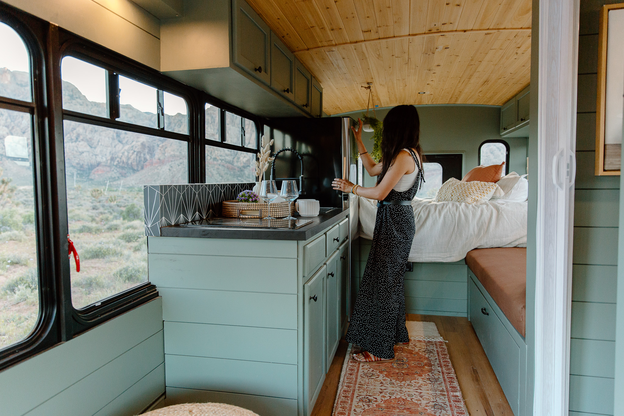 Custom Shuttle Bus thumbnail 11