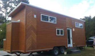 Golden American Tiny House thumbnail 6