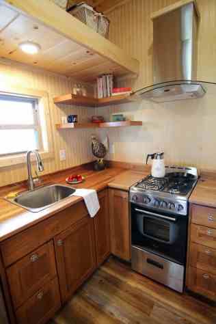 The 20′ Houston – American Tiny House thumbnail 9