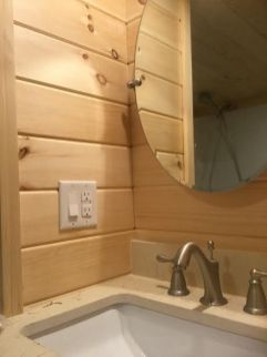 The 26′ Port Neches American Tiny House thumbnail 2