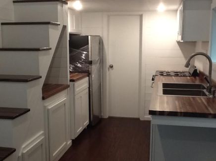 The 28′ San Francisco American Tiny House thumbnail 8