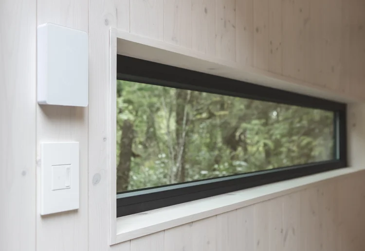 Model 106 thumbnail 2