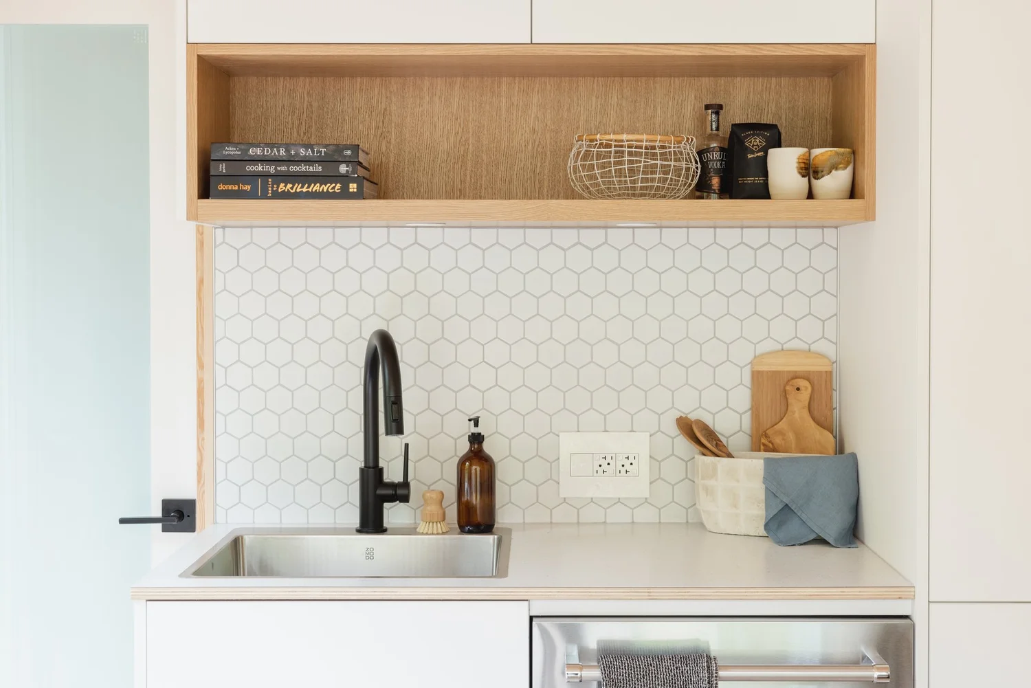 Model 240 thumbnail 5