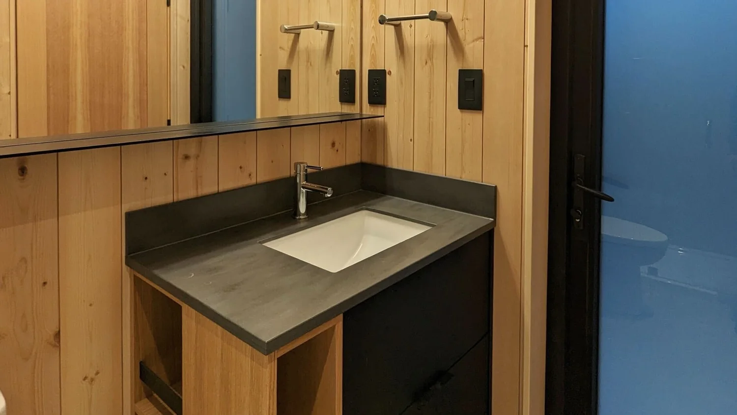 Model 300 thumbnail 6