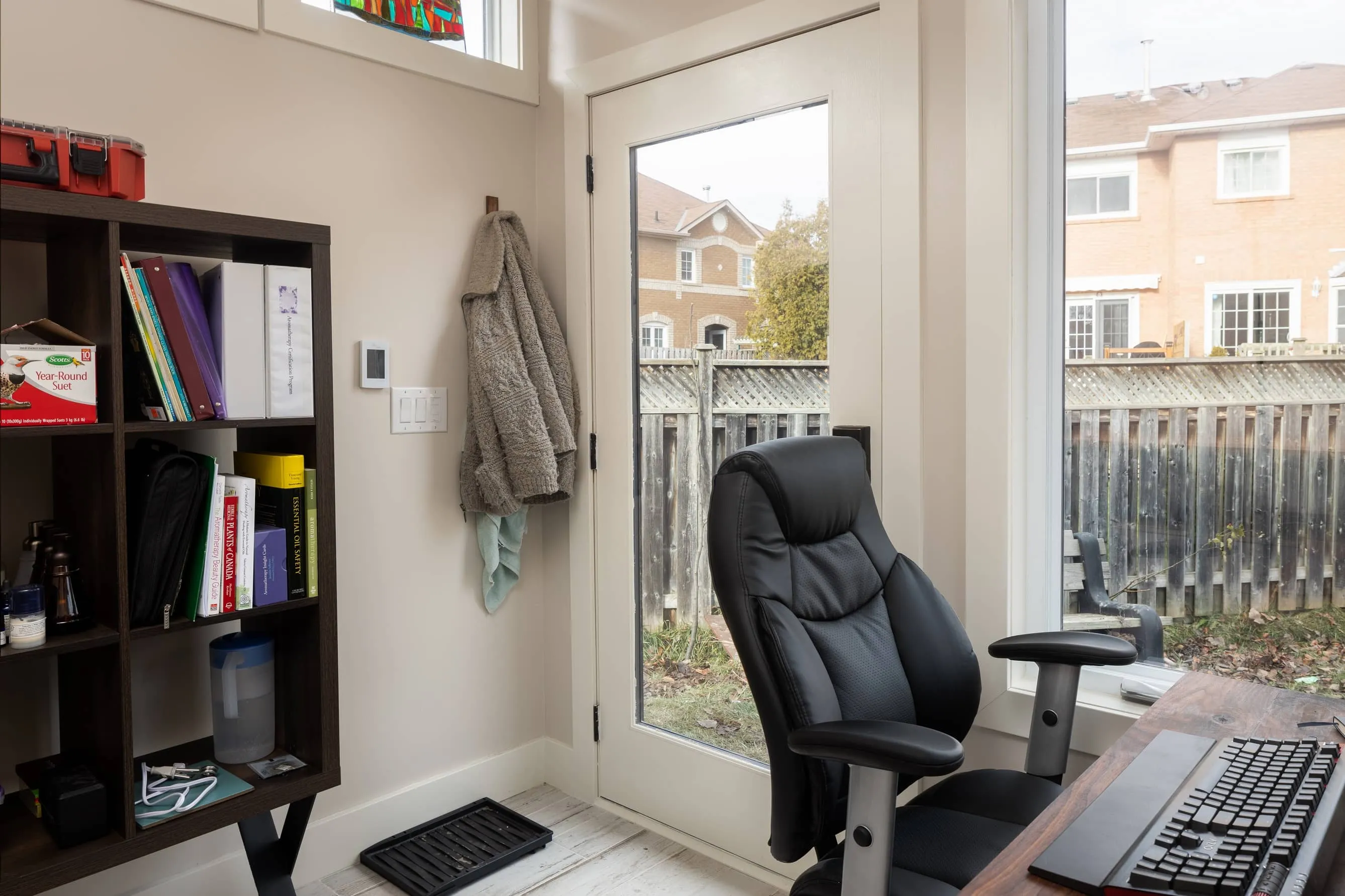 Quaint Office in Mississauga thumbnail 4