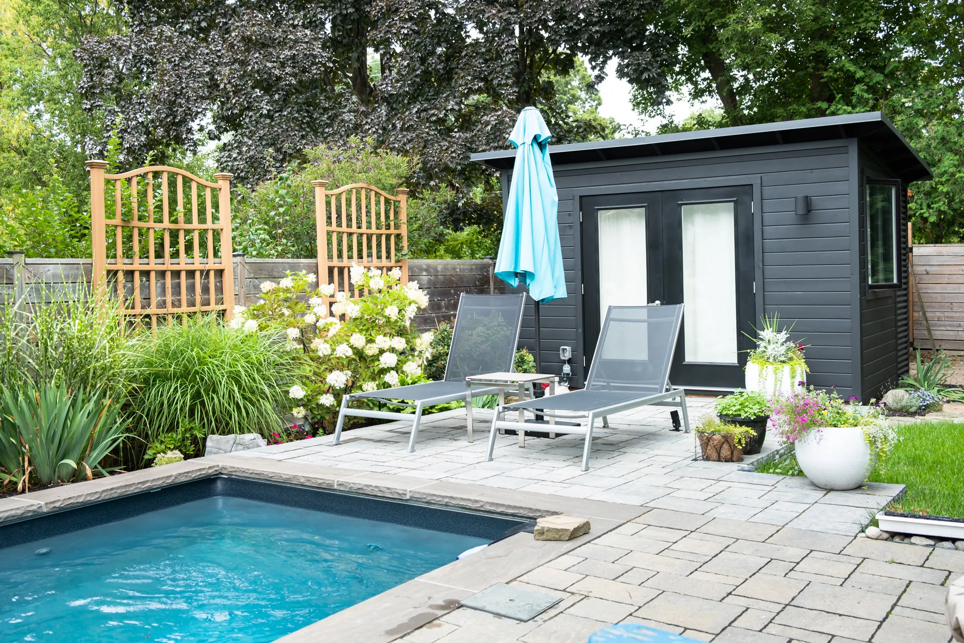 T.D - Poolside Yoga Studio by Backyard Escape Studios