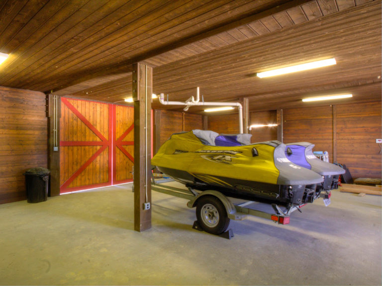 Denali Barn Apartment 72 ft thumbnail 29