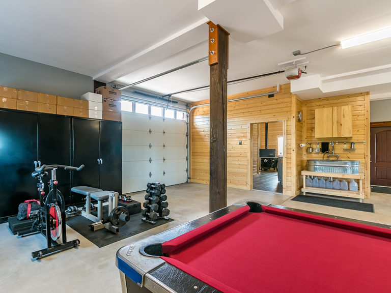 Denali Barn Apartment 72 ft thumbnail 6