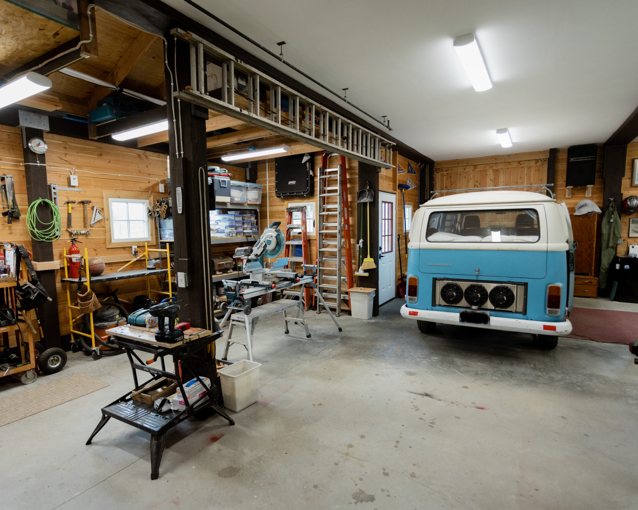 Huntington Barn Apartment Model B thumbnail 15