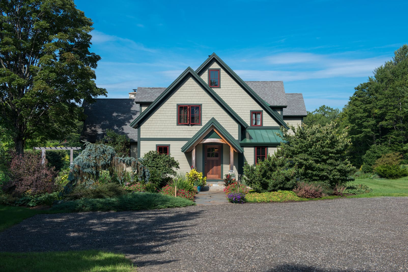 Founders’ Digs thumbnail 3