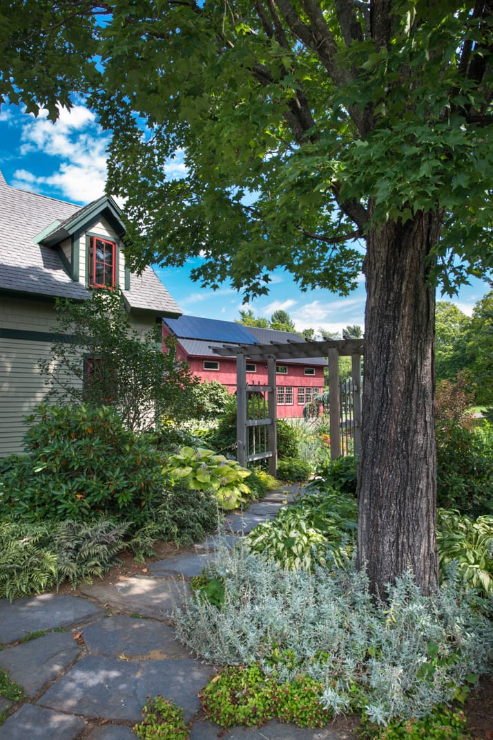 Founders’ Digs thumbnail 6