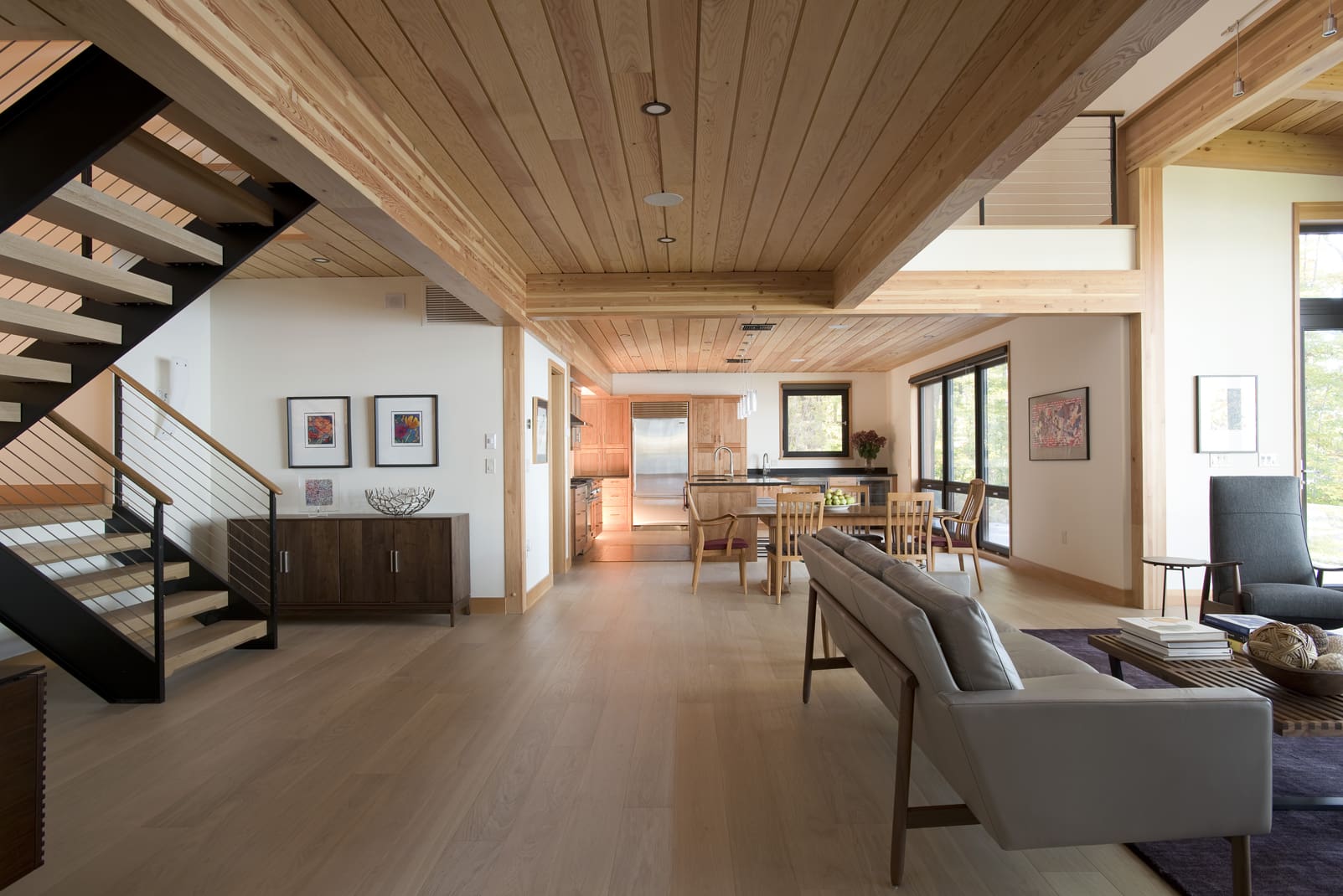 Lake Modern thumbnail 4