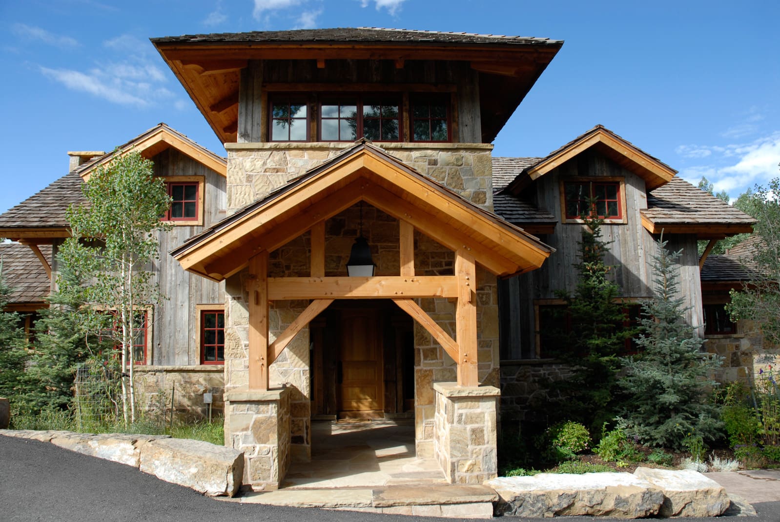 Looks and Livability thumbnail 2