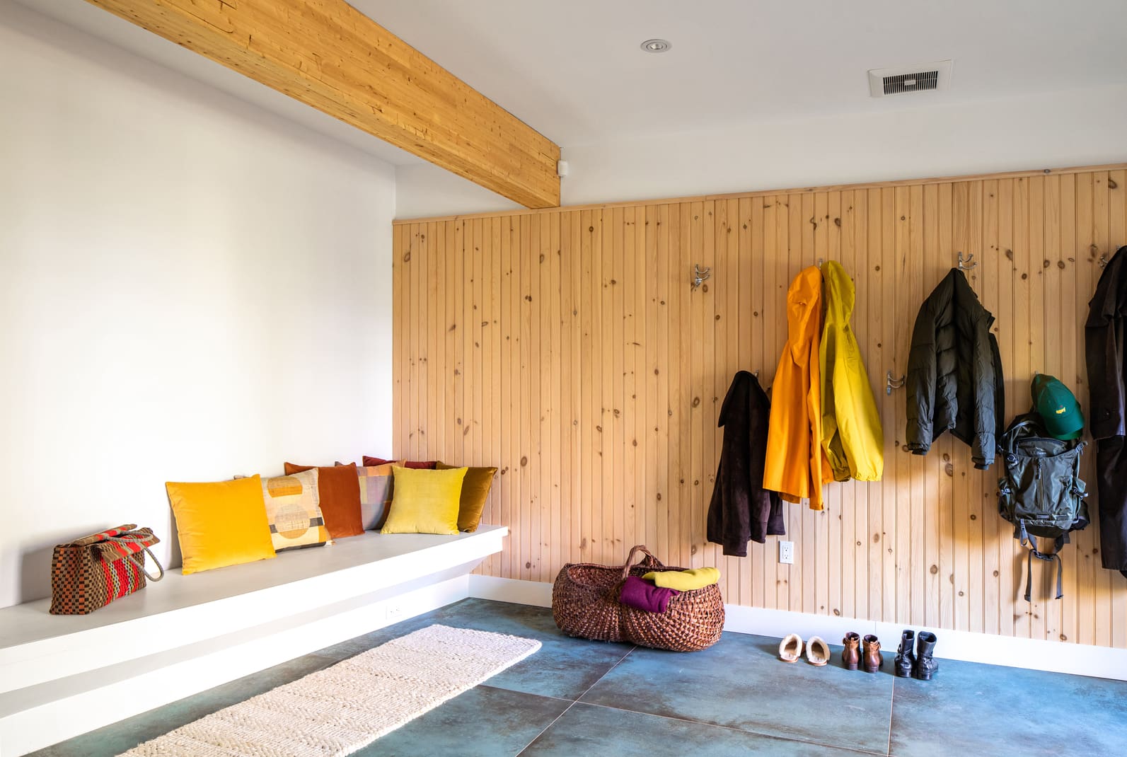 Ludlow Mountain Home thumbnail 10