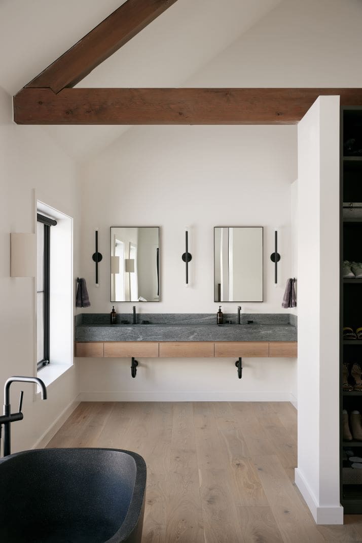 Mountain View Farmhouse thumbnail 11