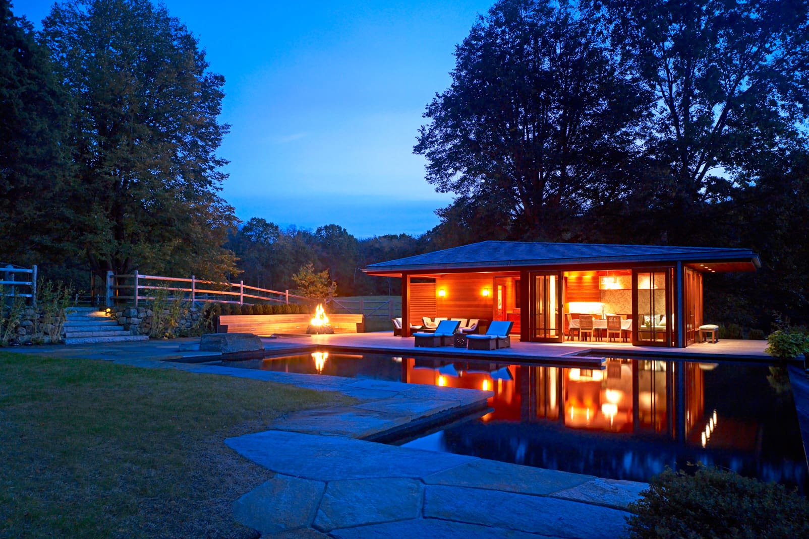 Polynesian Pool House by Bensonwood