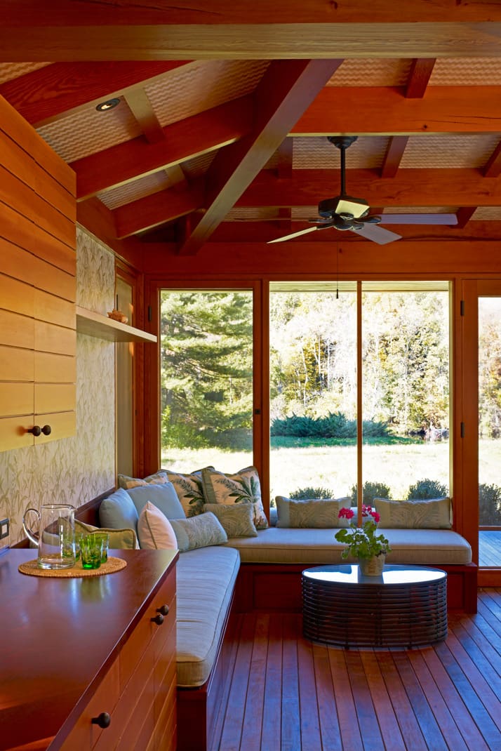 Polynesian Pool House thumbnail 3