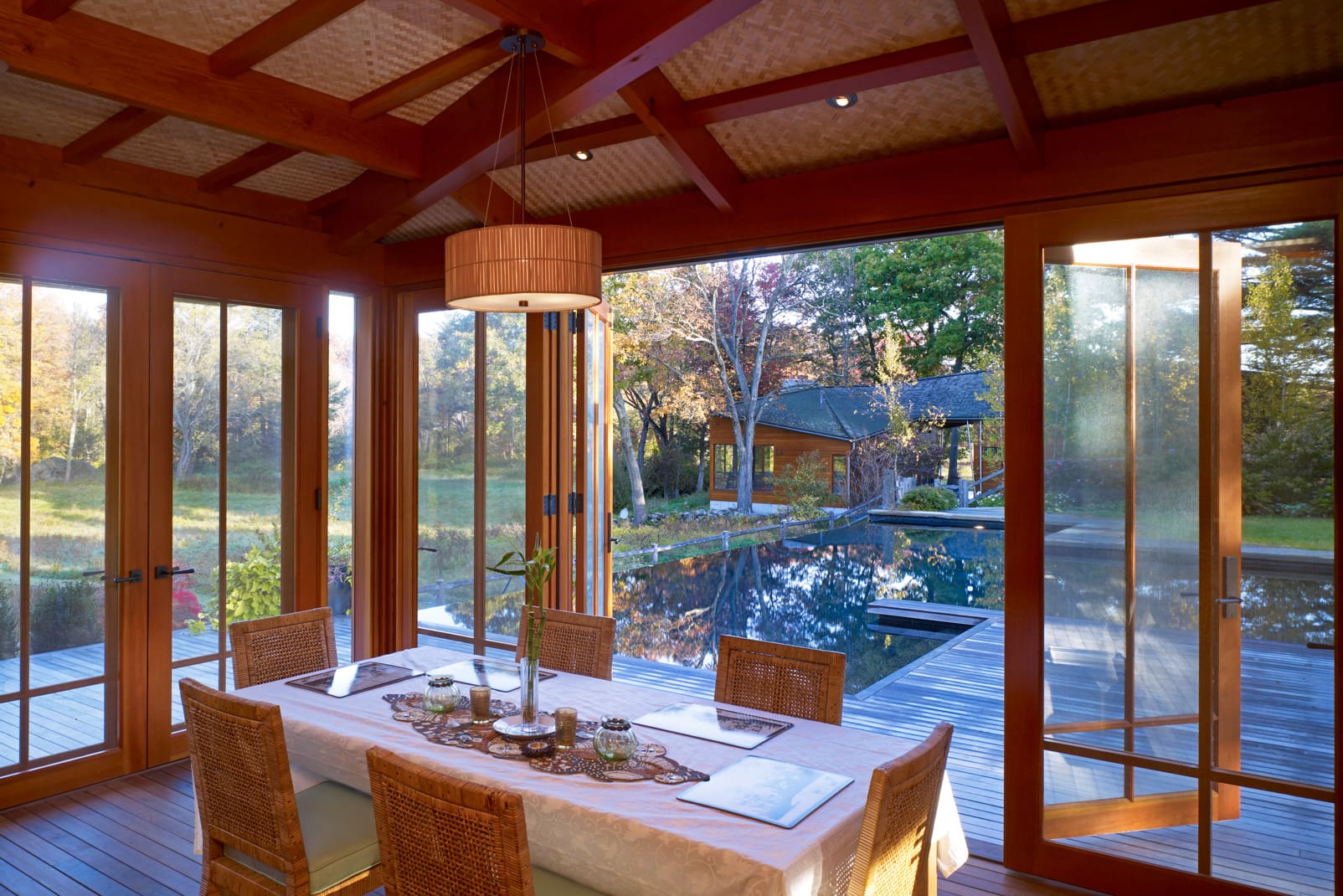 Polynesian Pool House thumbnail 7