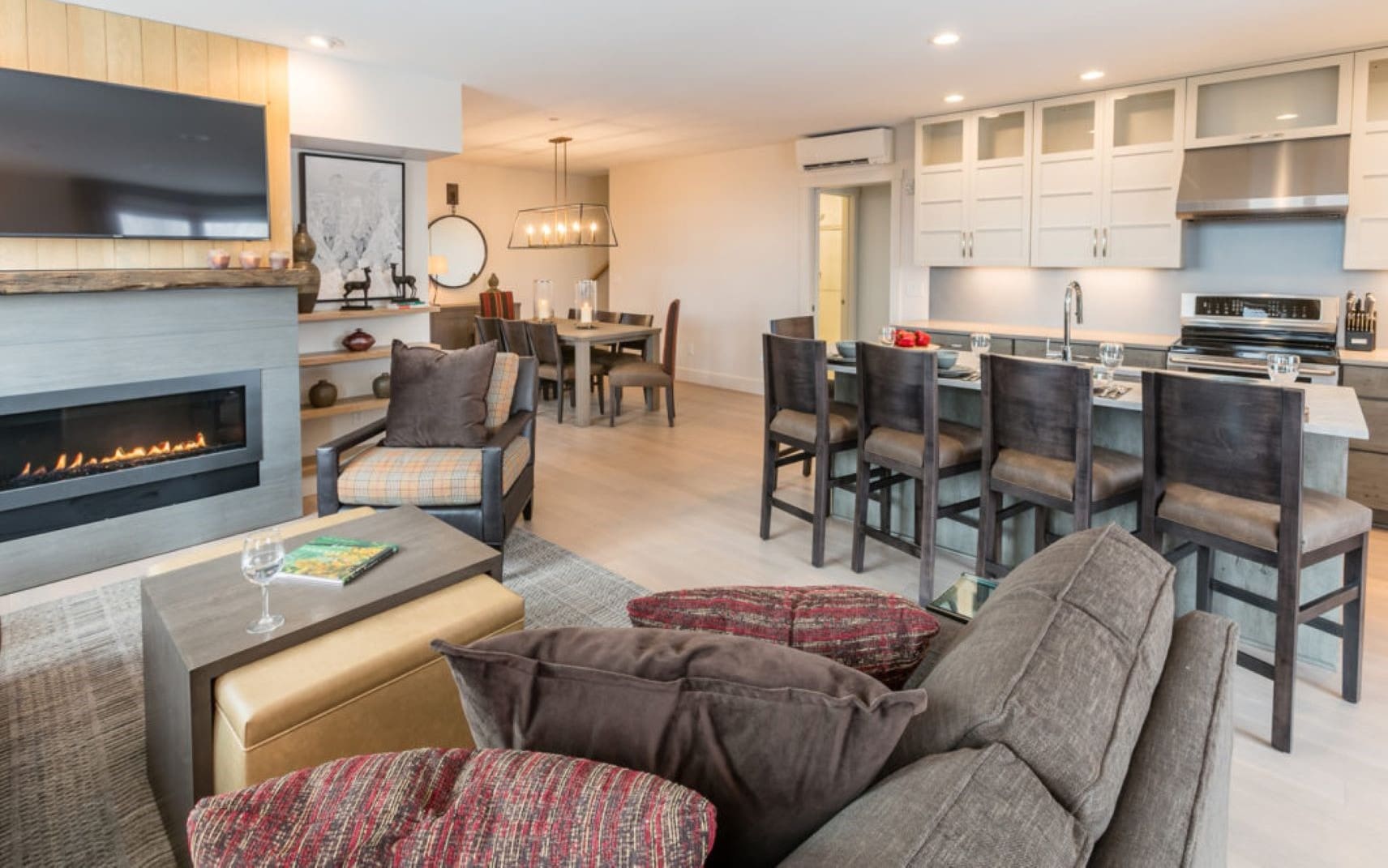 SouthFace Village thumbnail 15