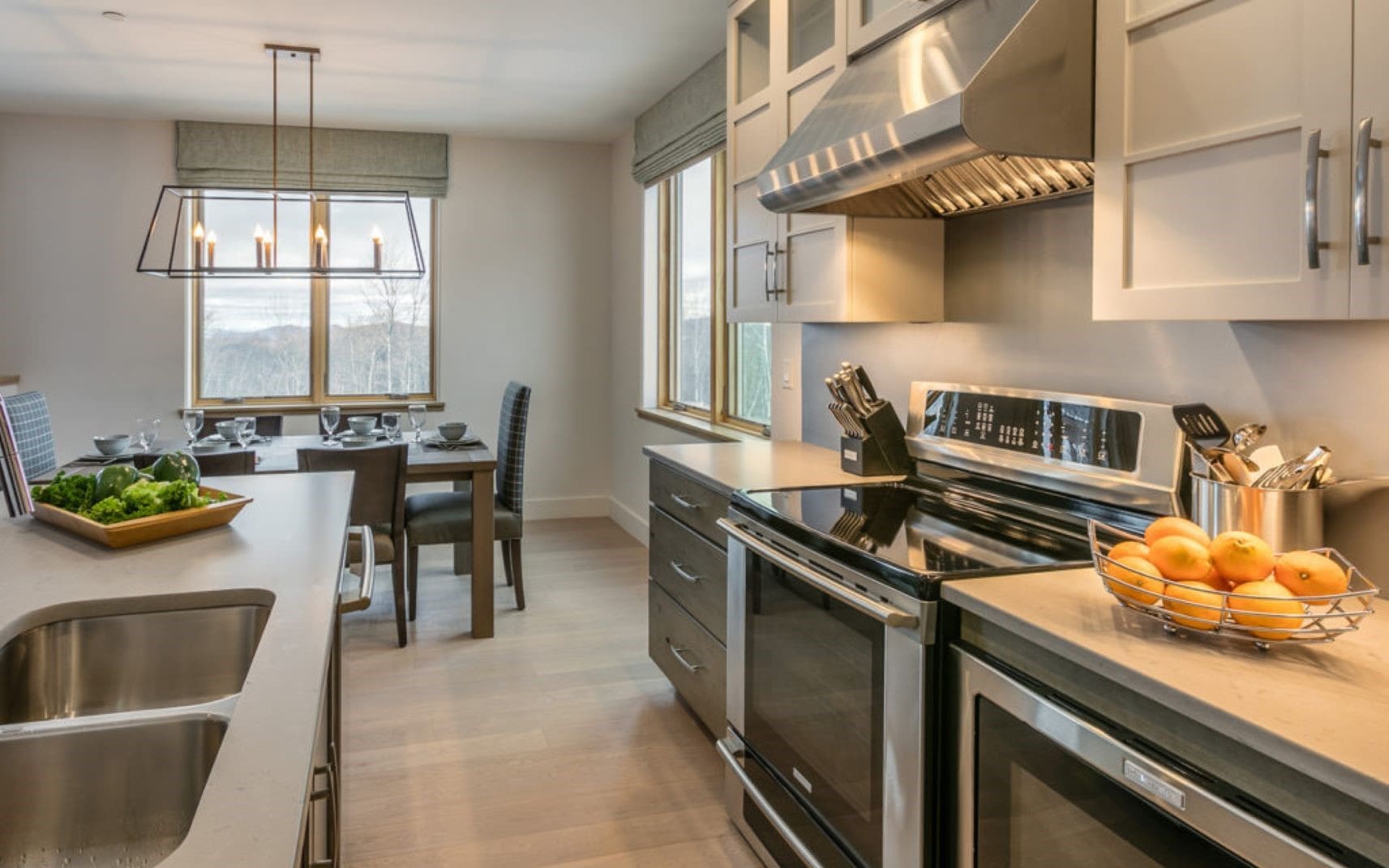 SouthFace Village thumbnail 16