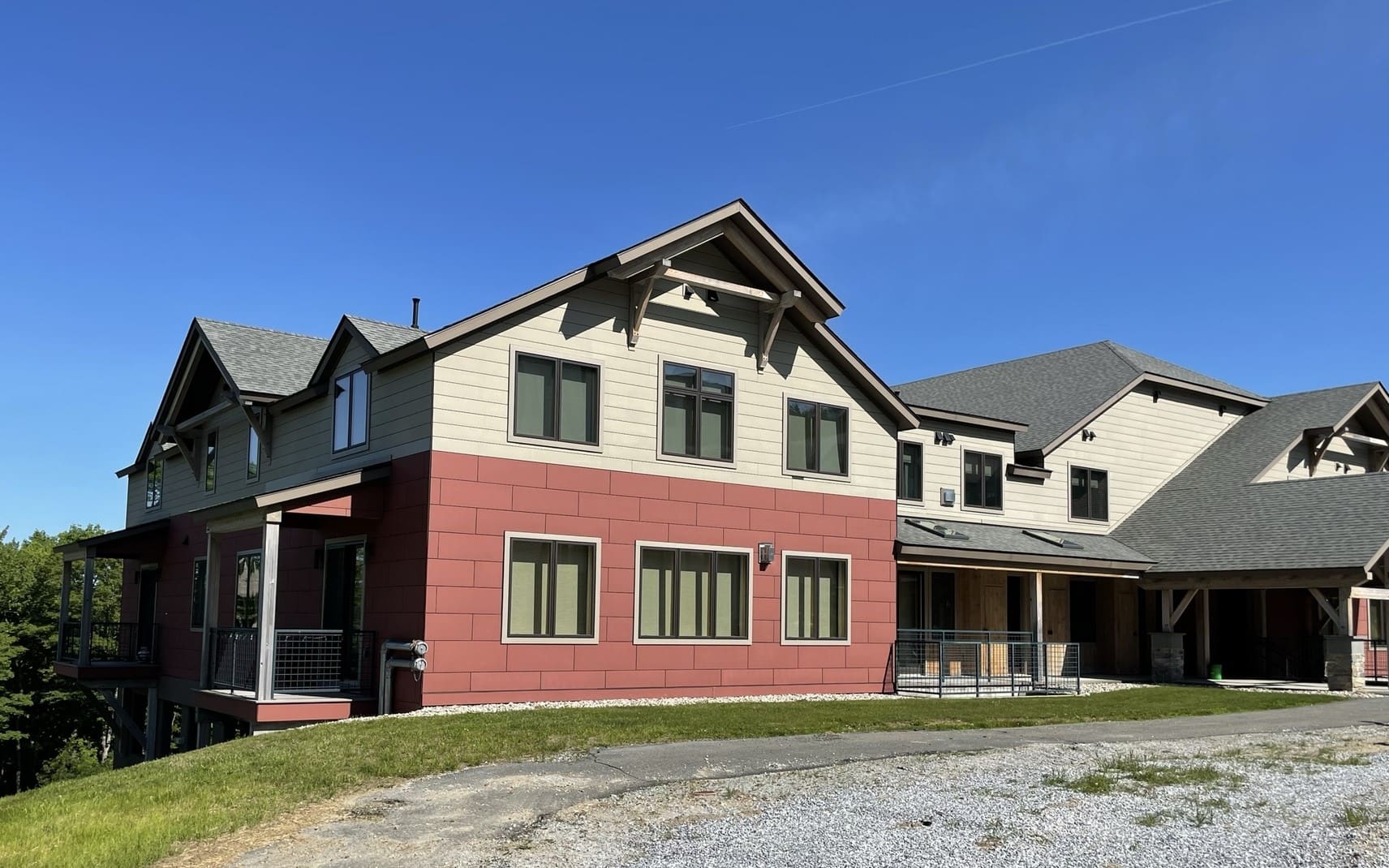 SouthFace Village thumbnail 4