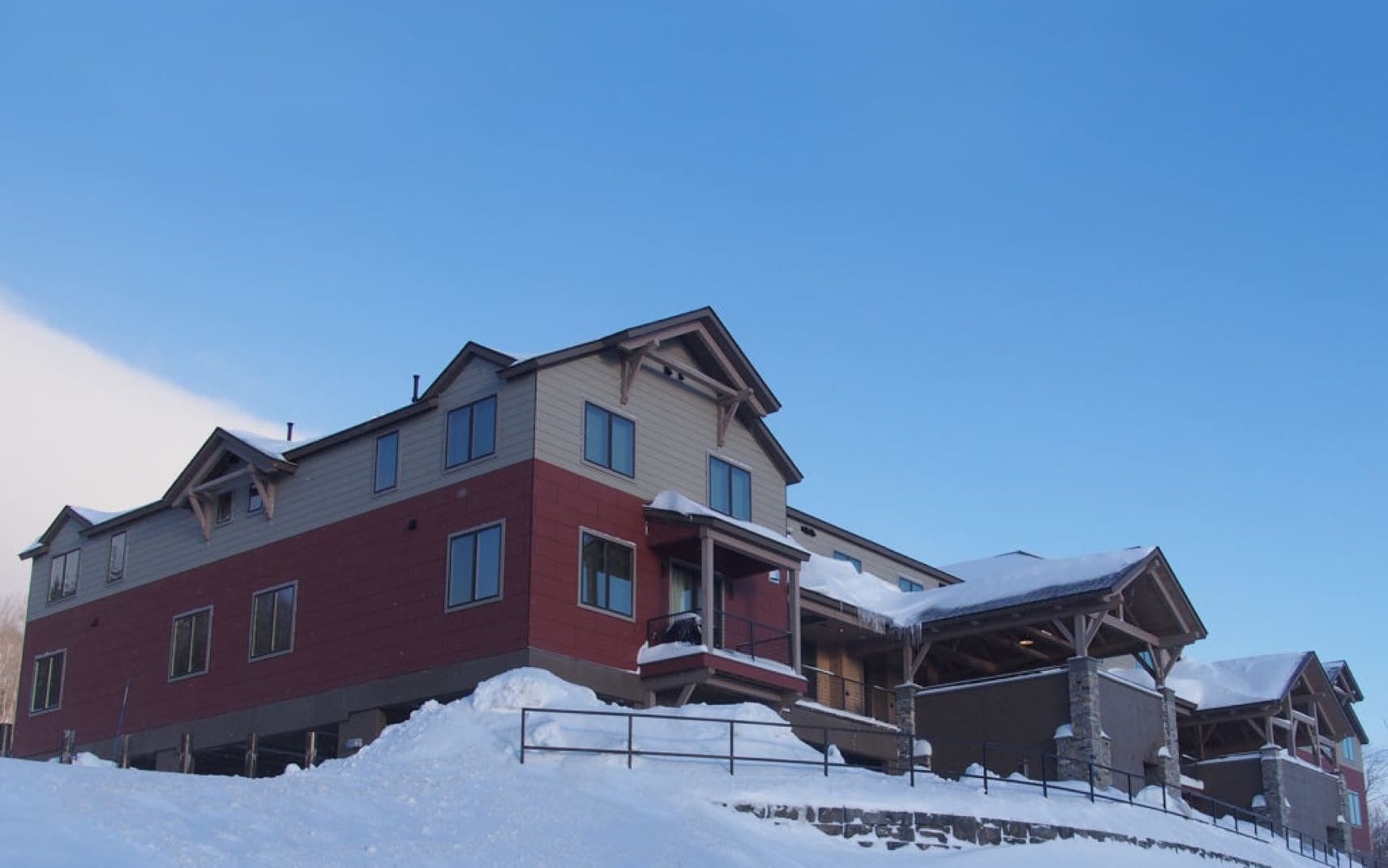 SouthFace Village thumbnail 6