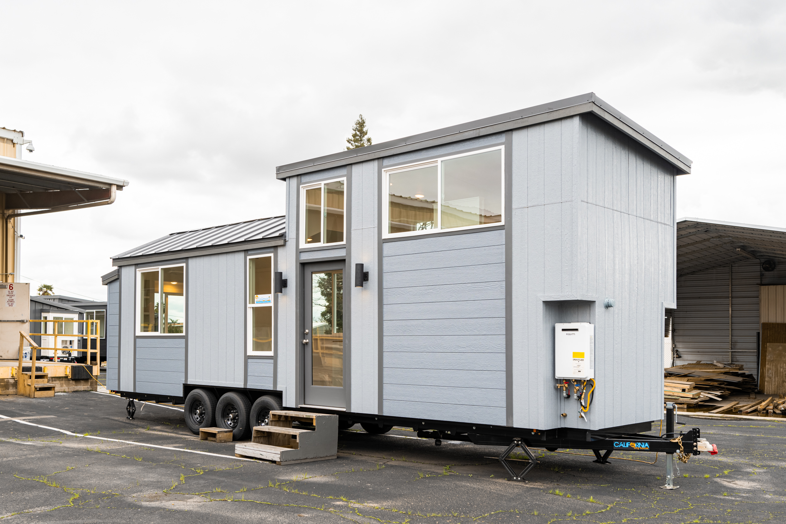 Gallery 30 thumbnail 2