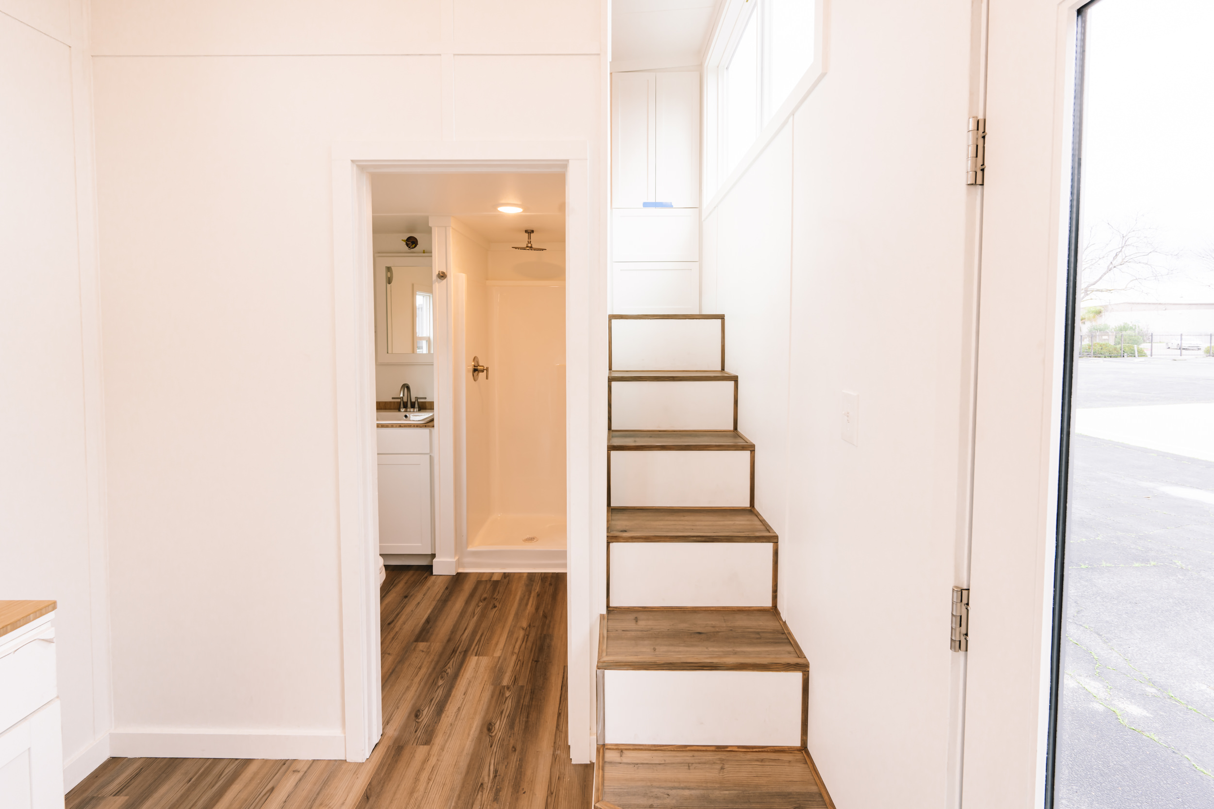 Gallery 30 thumbnail 6