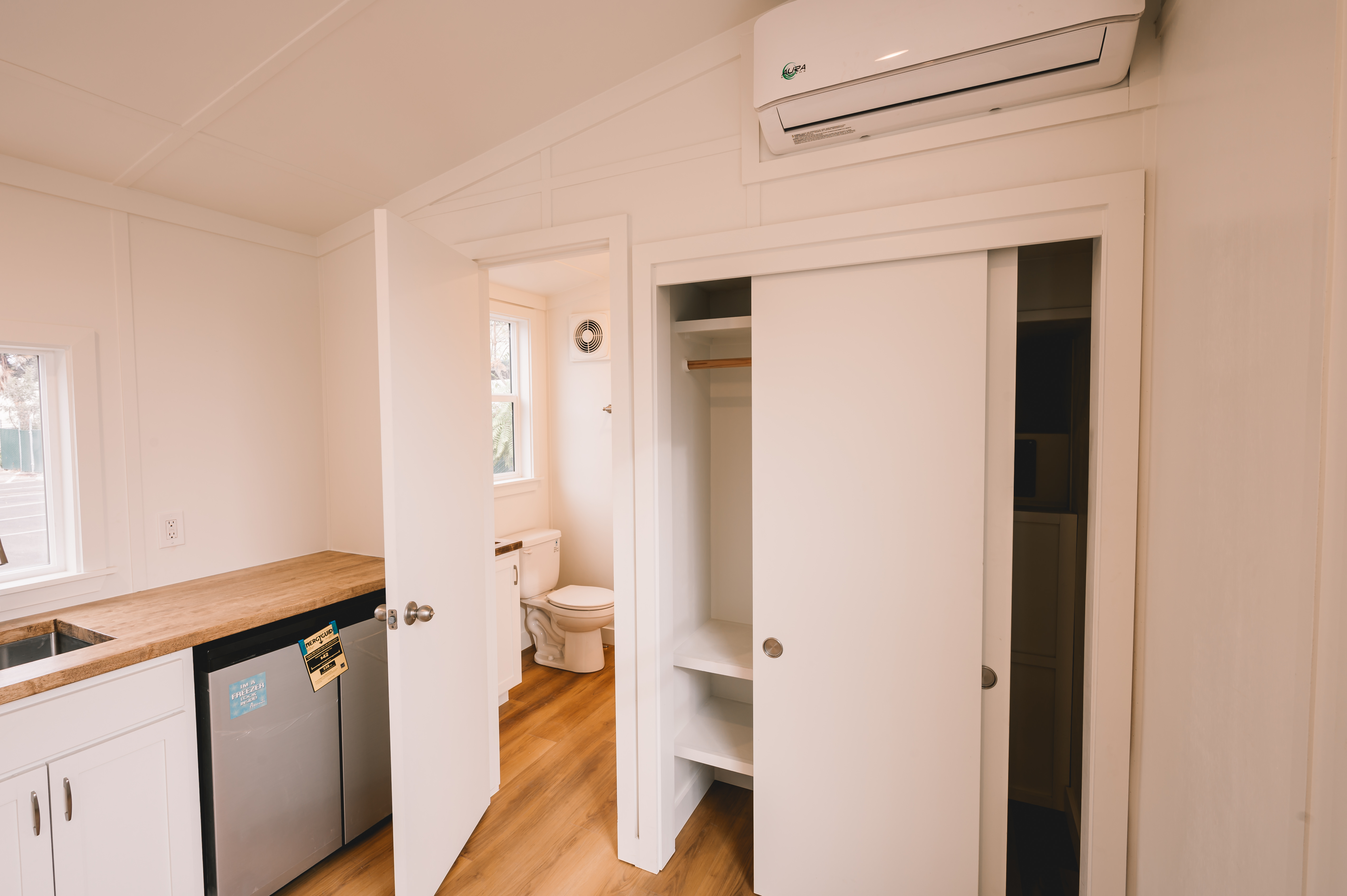 Studio 24 X thumbnail 2