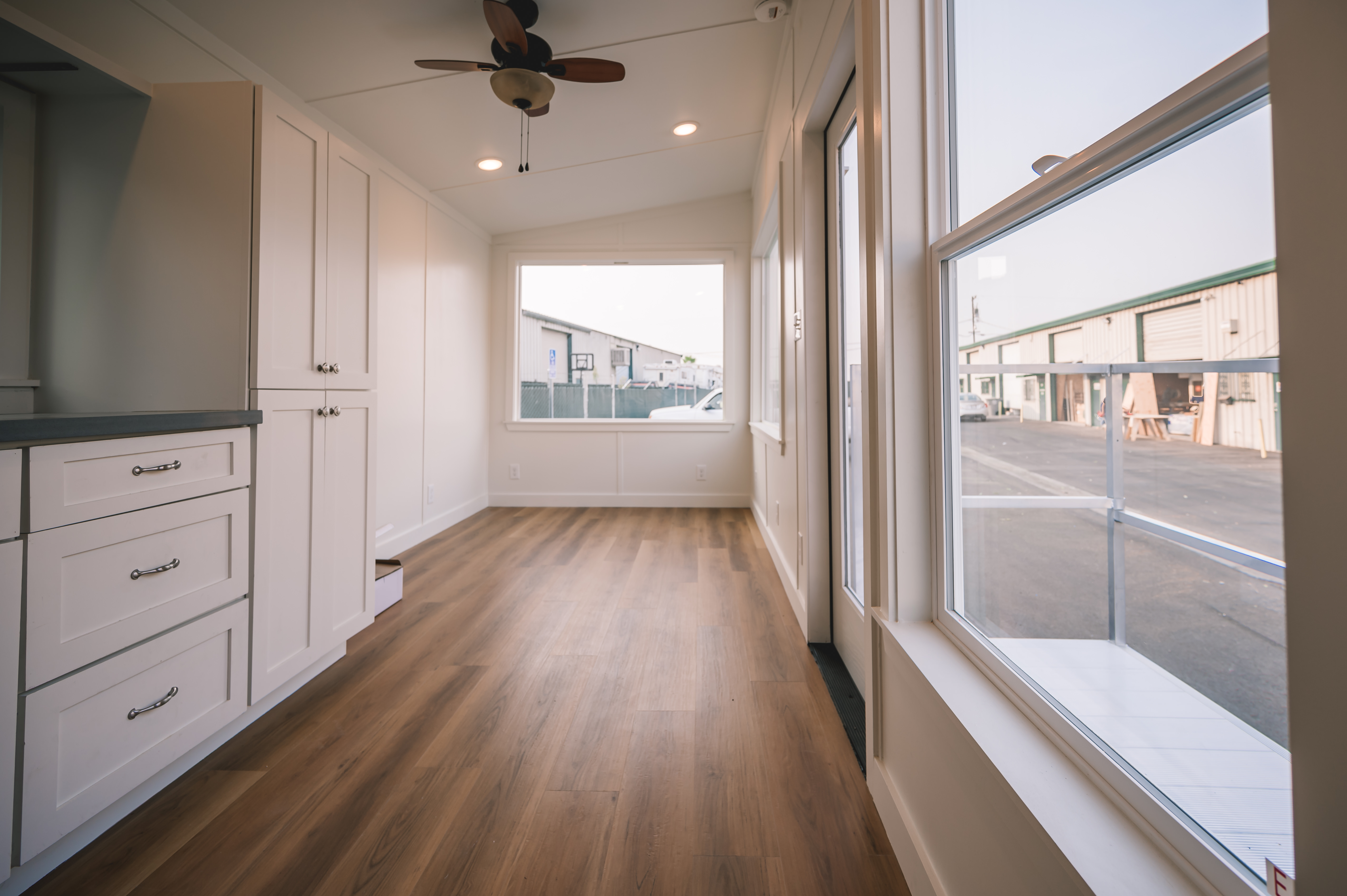 Studio 30 by California Tiny House