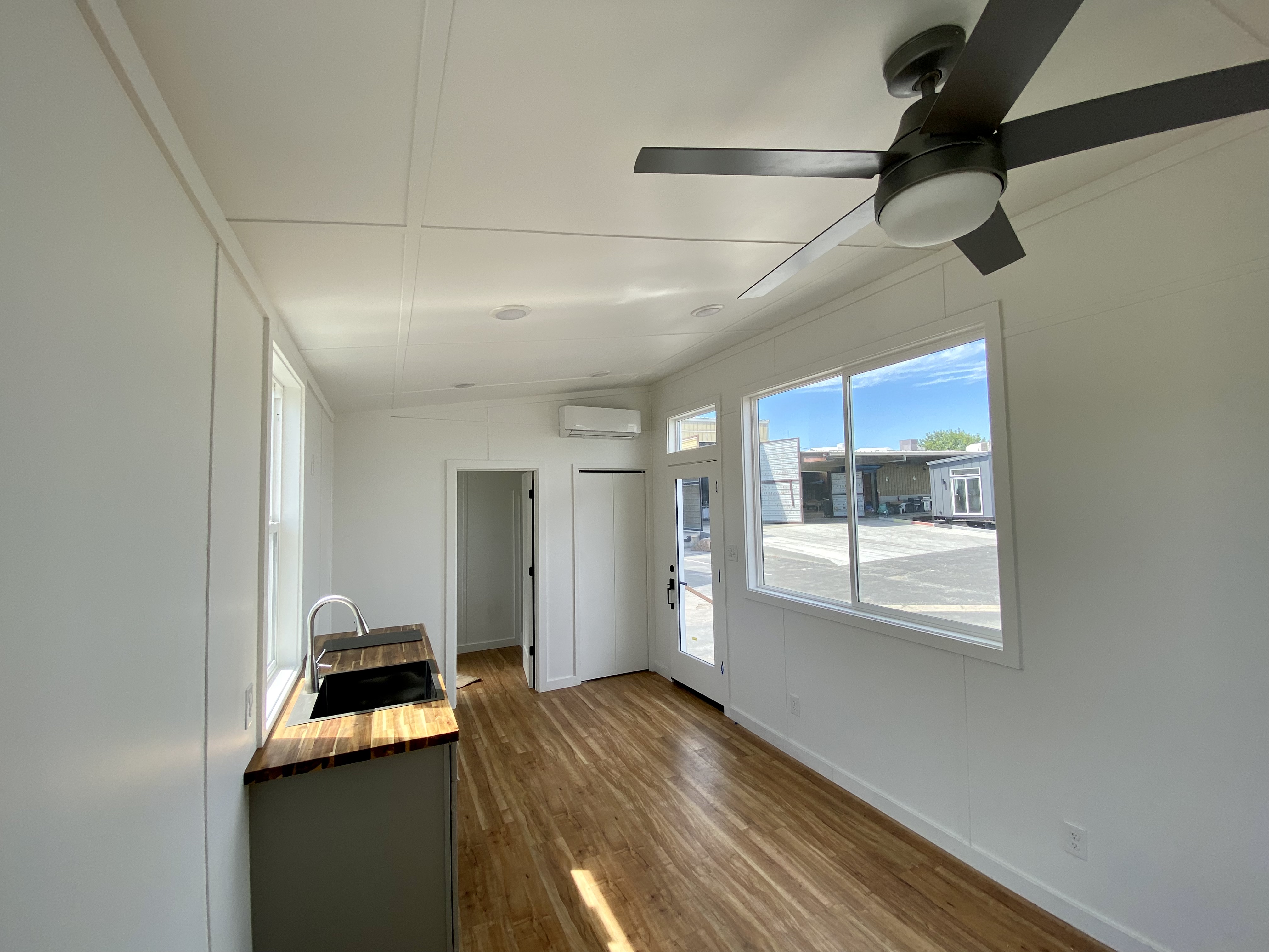 Studio 32 X thumbnail 11