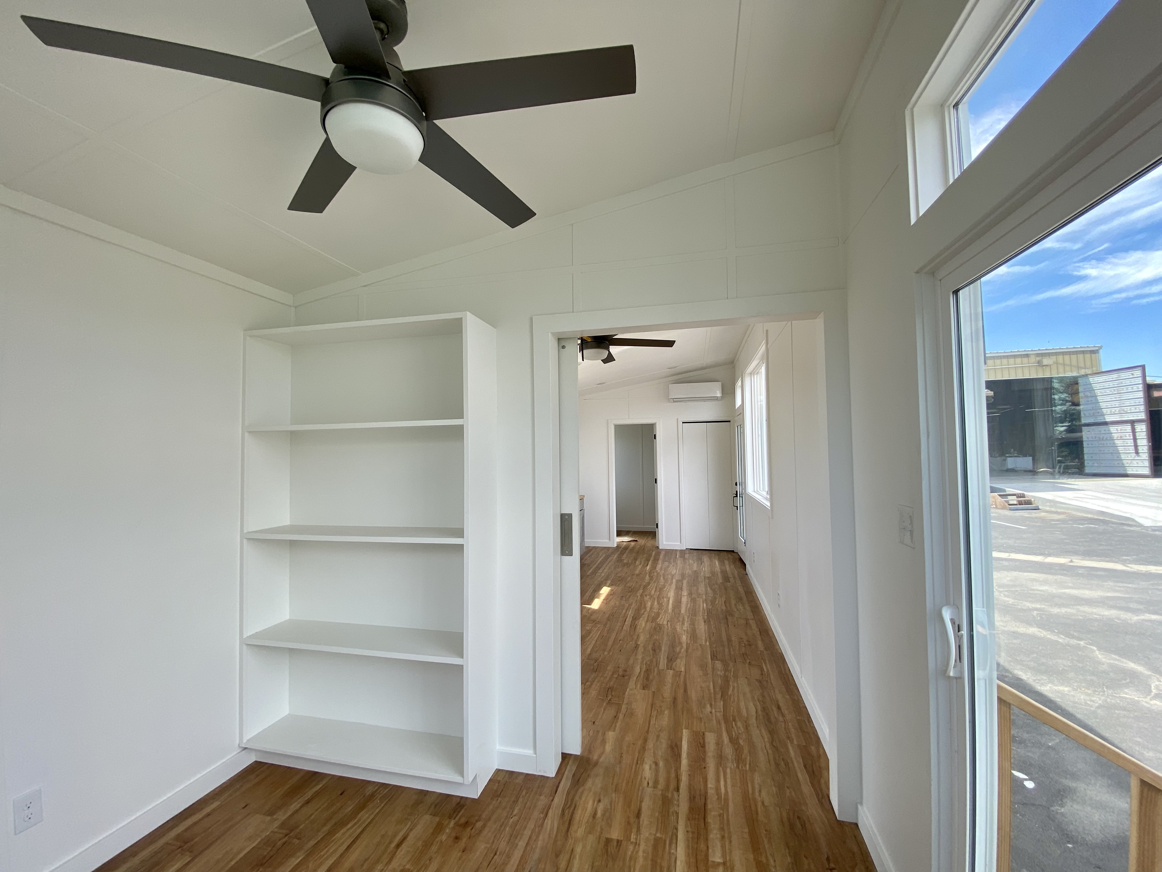 Studio 32 X thumbnail 12