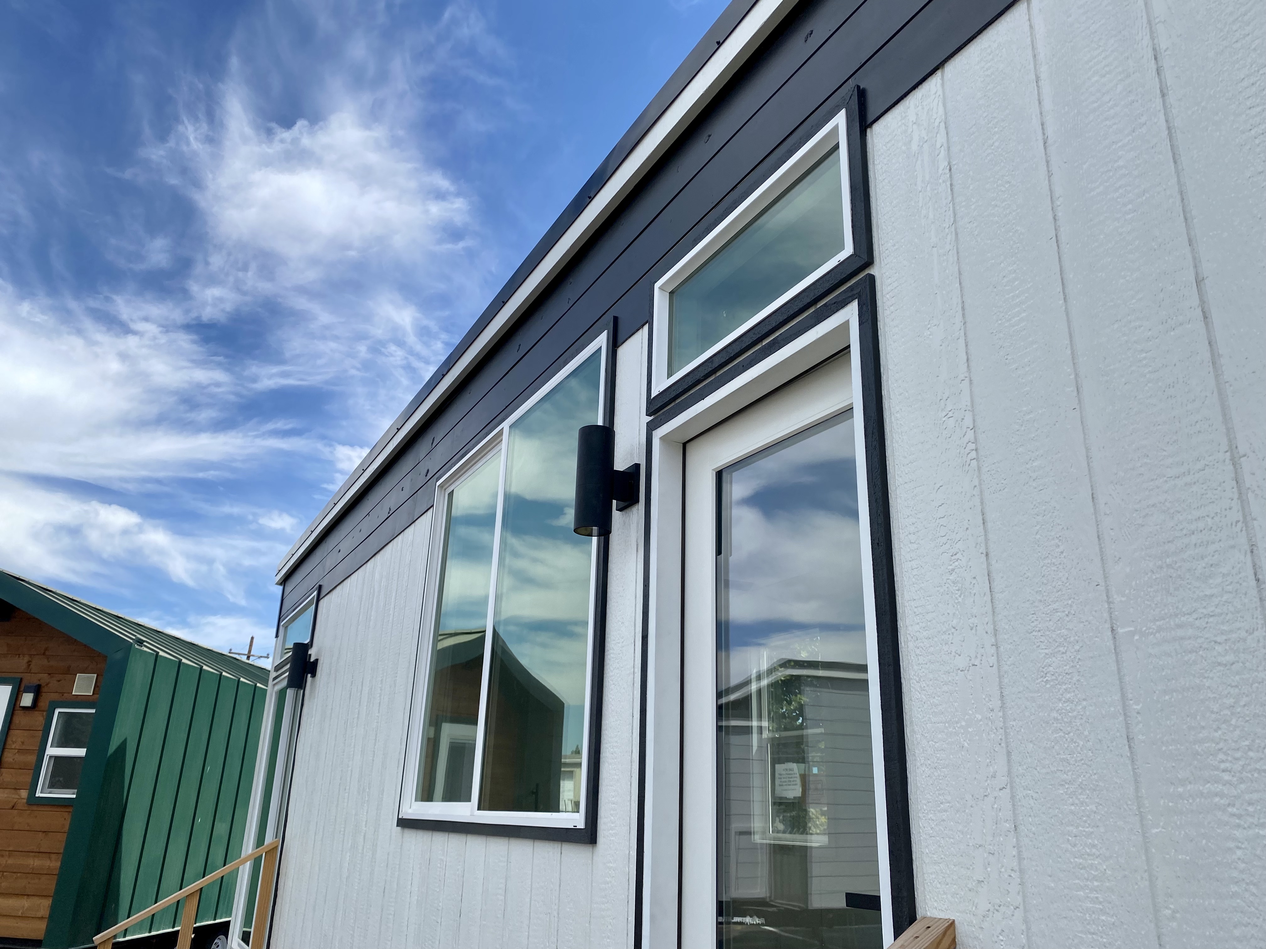 Studio 32 X thumbnail 2