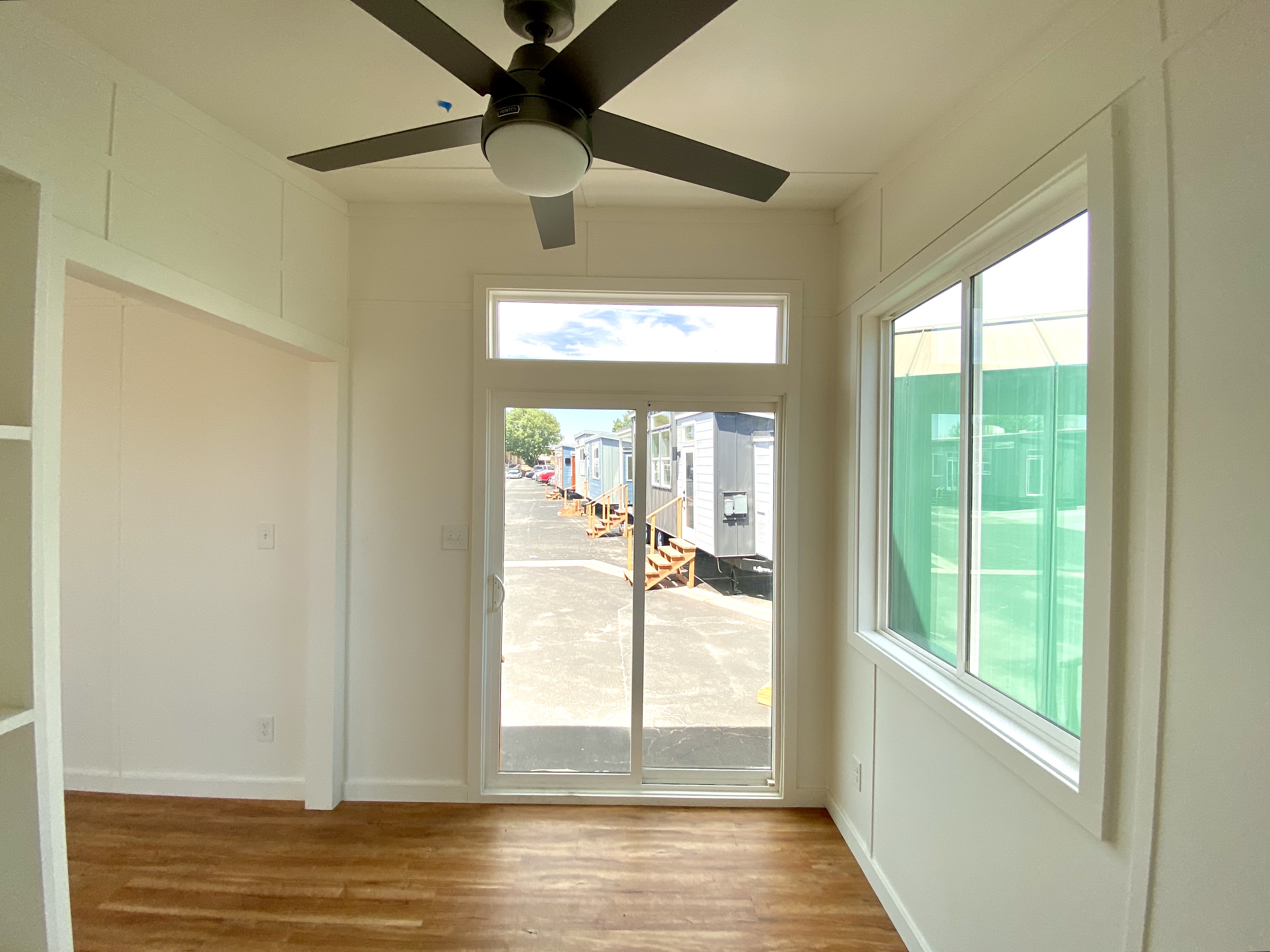 Studio 32 X thumbnail 5