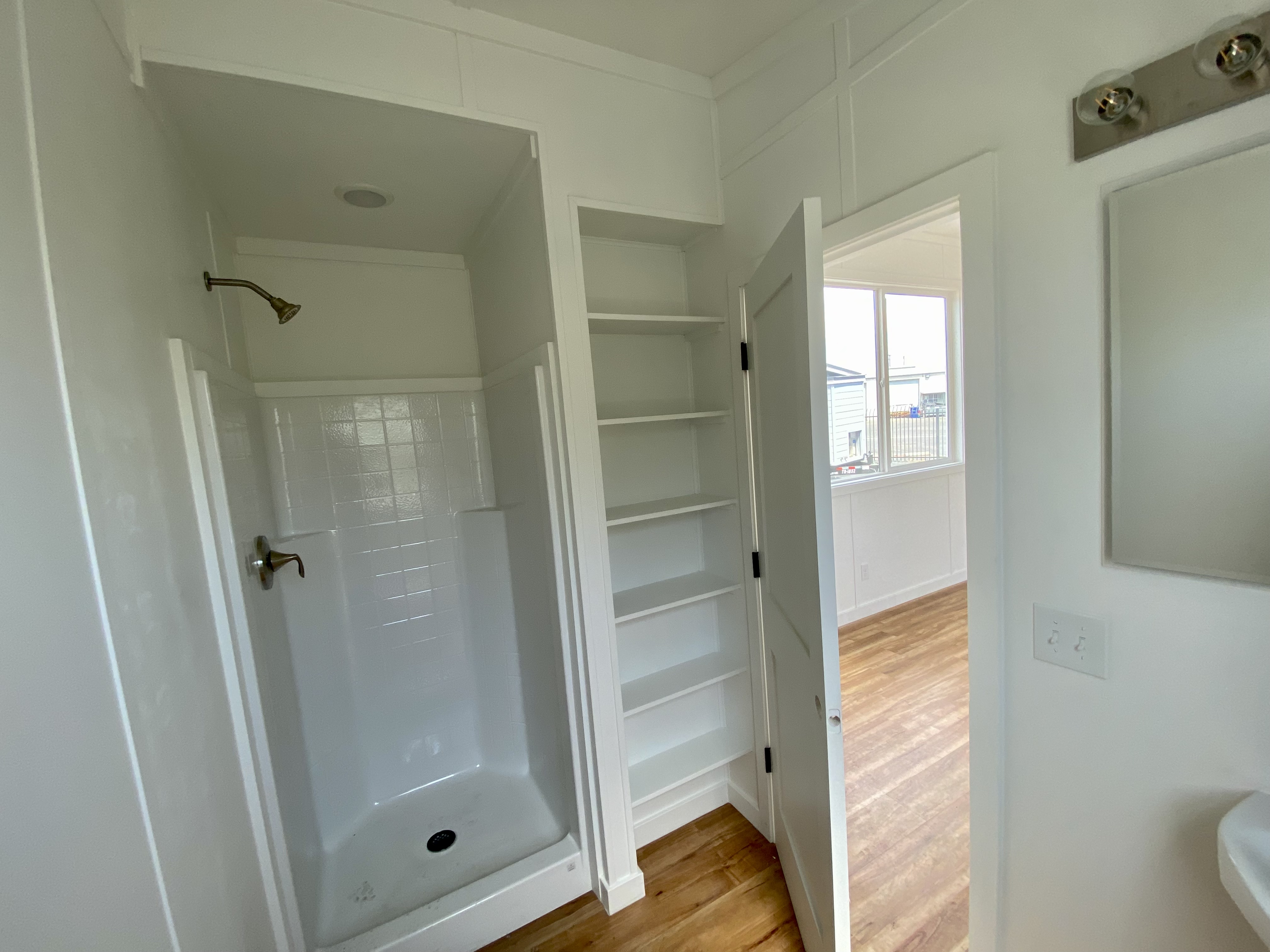 Studio 32 X thumbnail 6