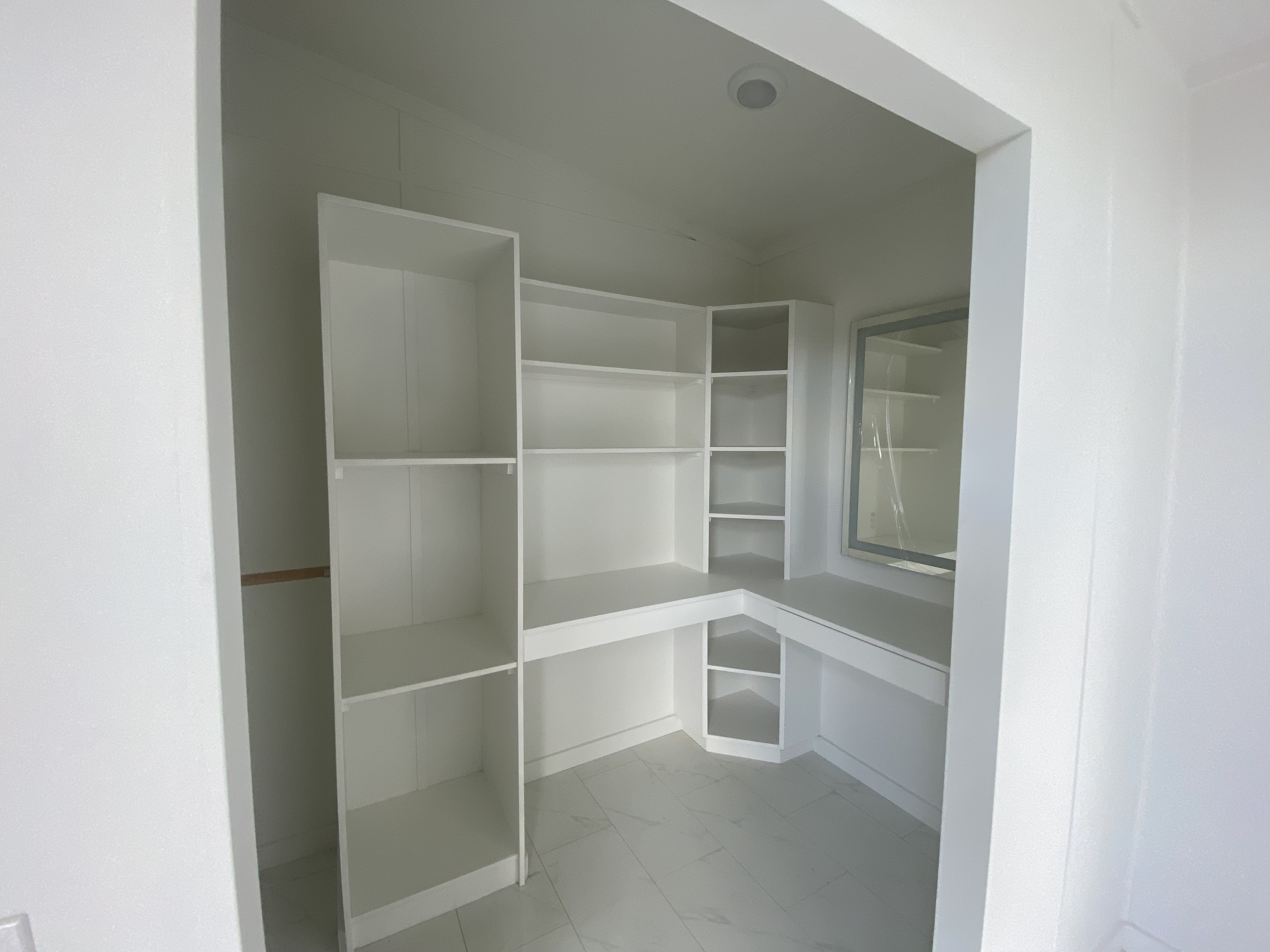 Studio 40 X thumbnail 10