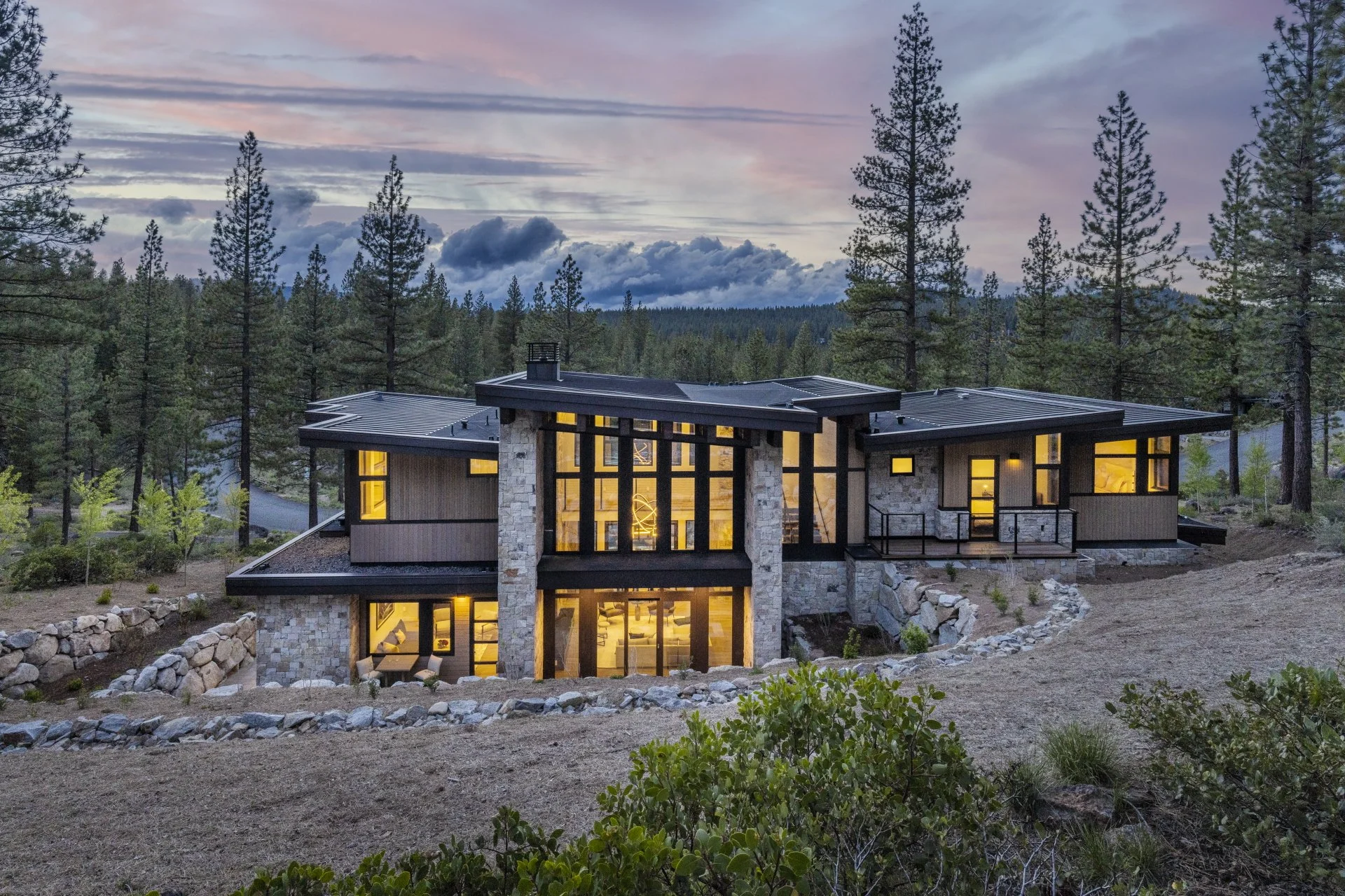 Truckee Ca 1 thumbnail 2