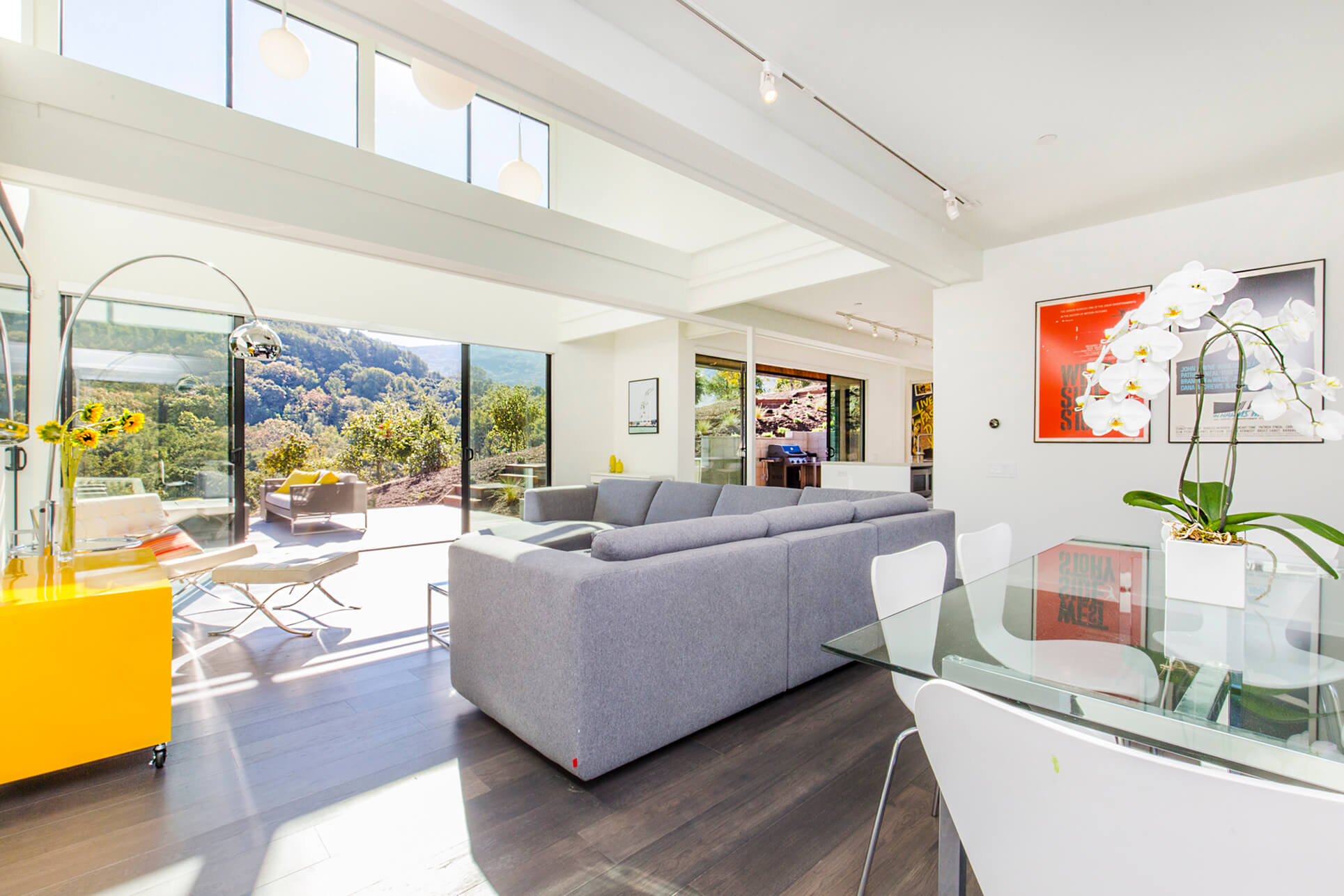 CONNECT EIGHT thumbnail 12