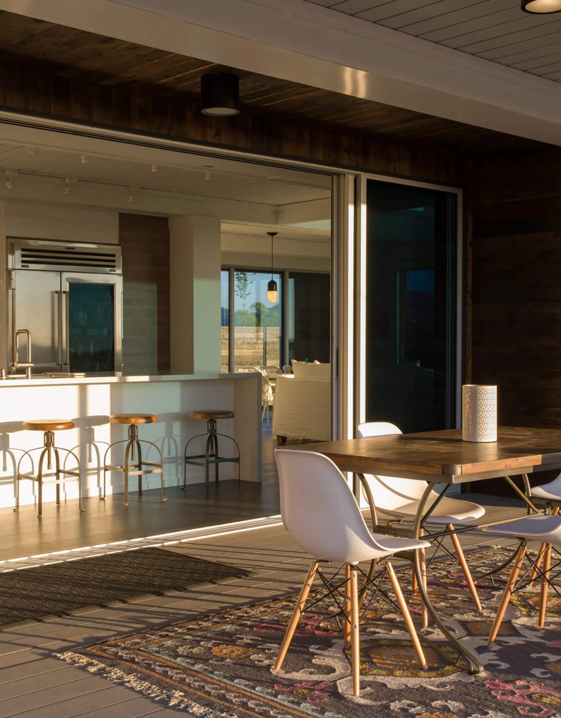 CONNECT EIGHT thumbnail 4