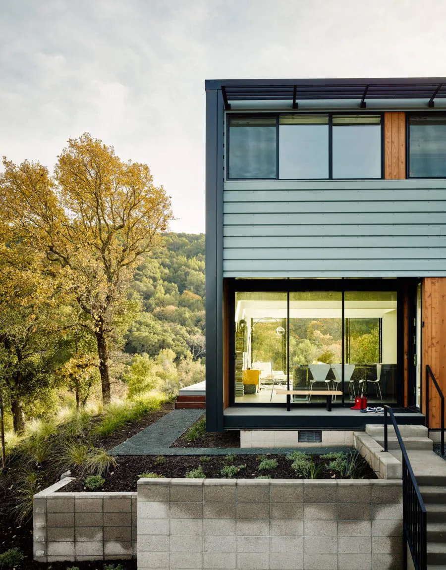 CONNECT EIGHT thumbnail 8