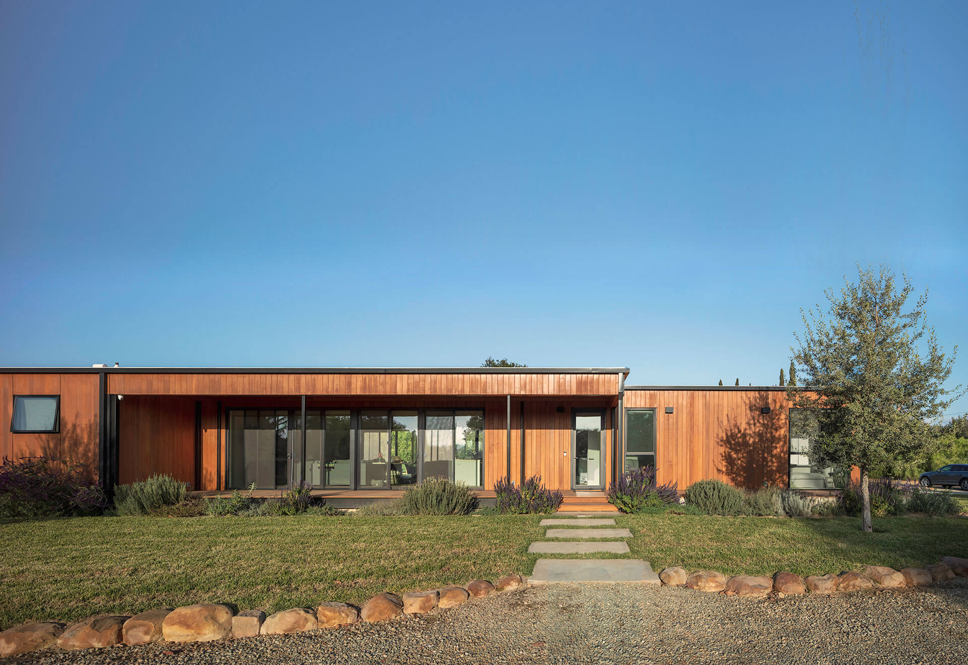 CONNECT NINE thumbnail 3