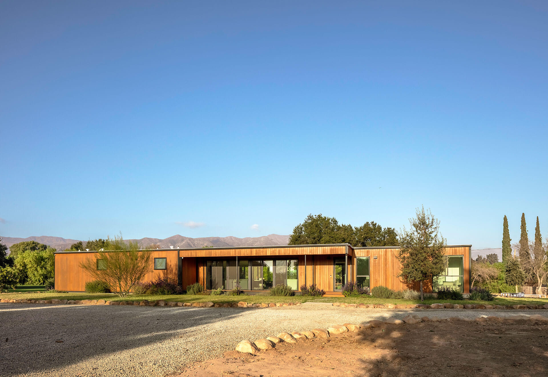 CONNECT NINE thumbnail 4