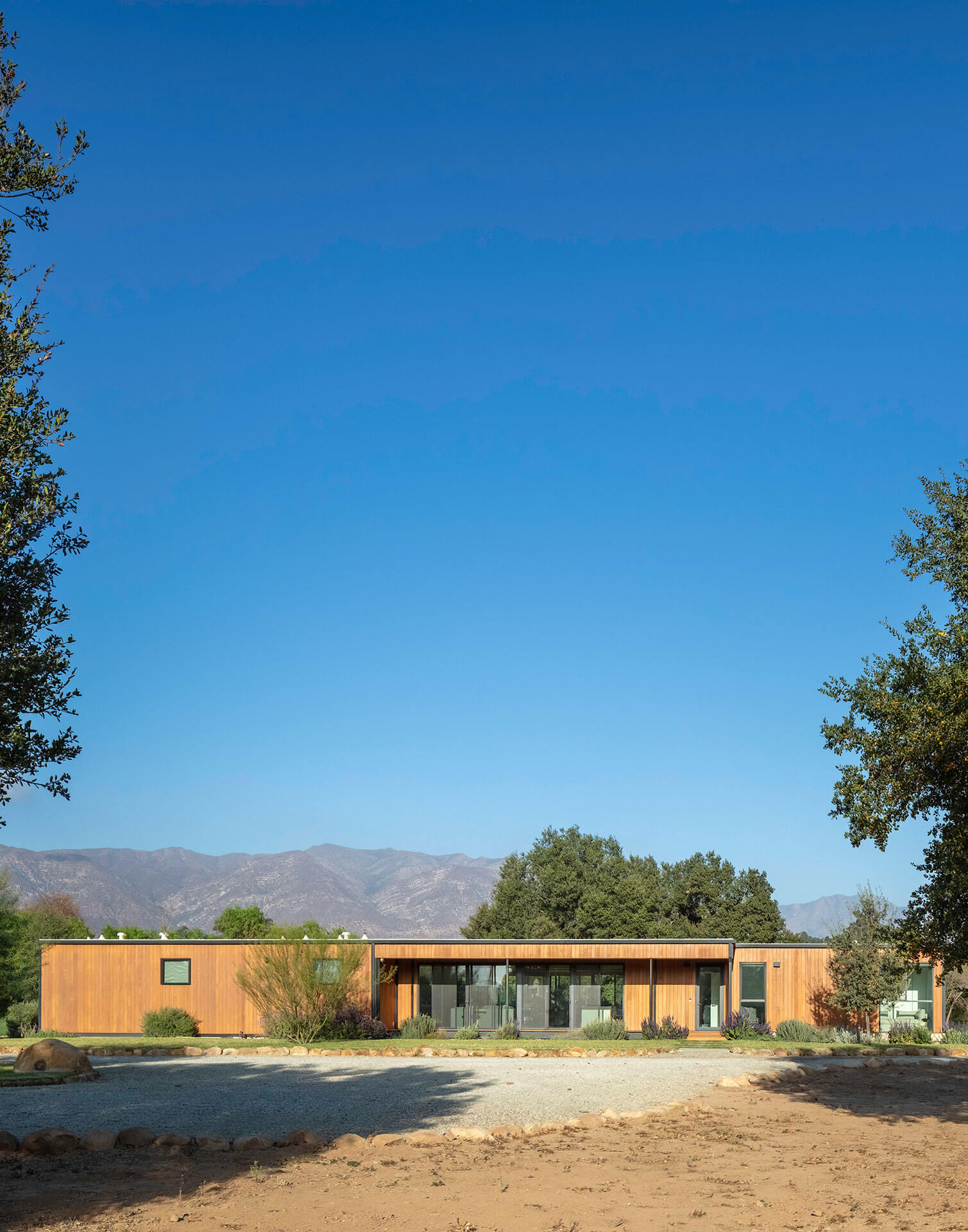 CONNECT NINE thumbnail 5