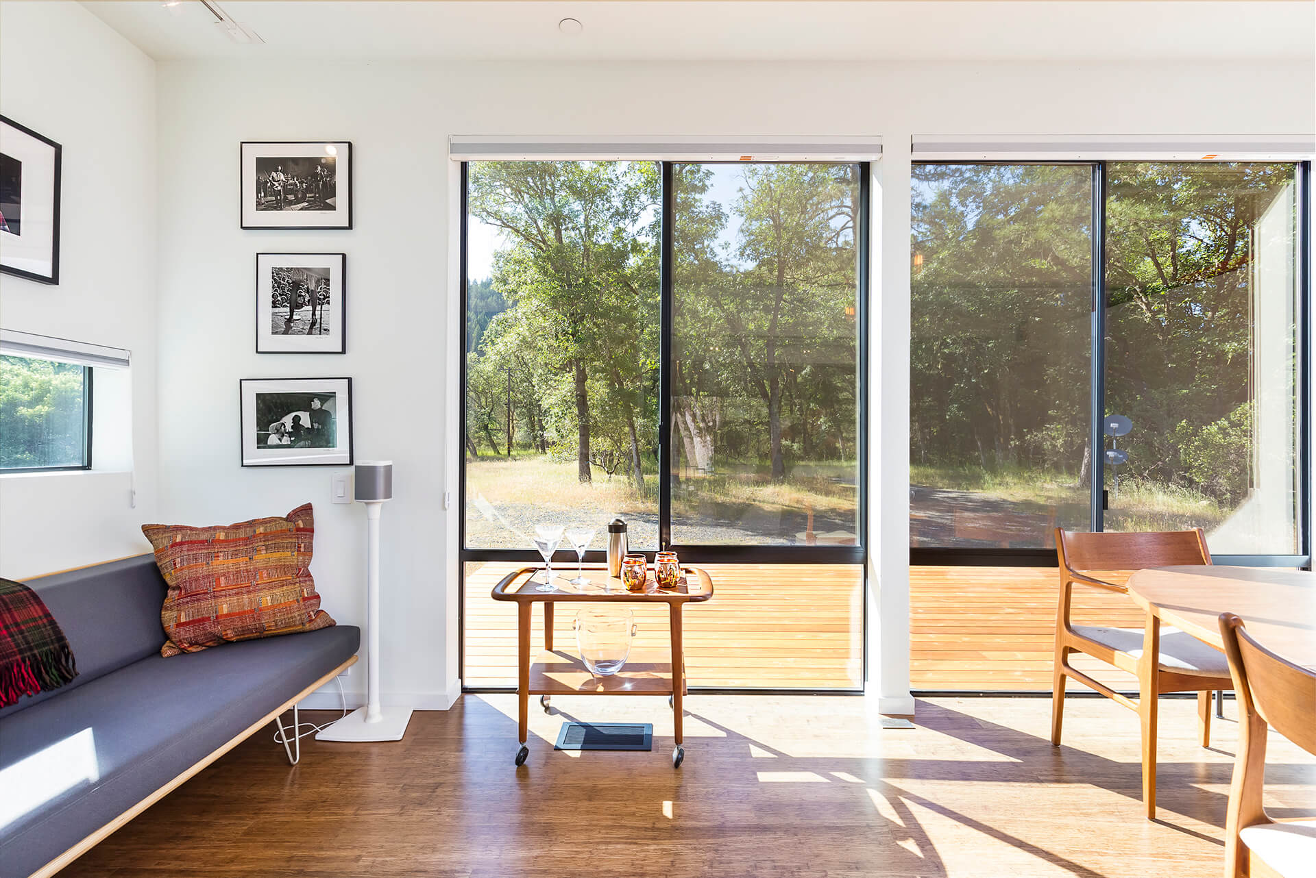 CONNECT SEVEN thumbnail 3