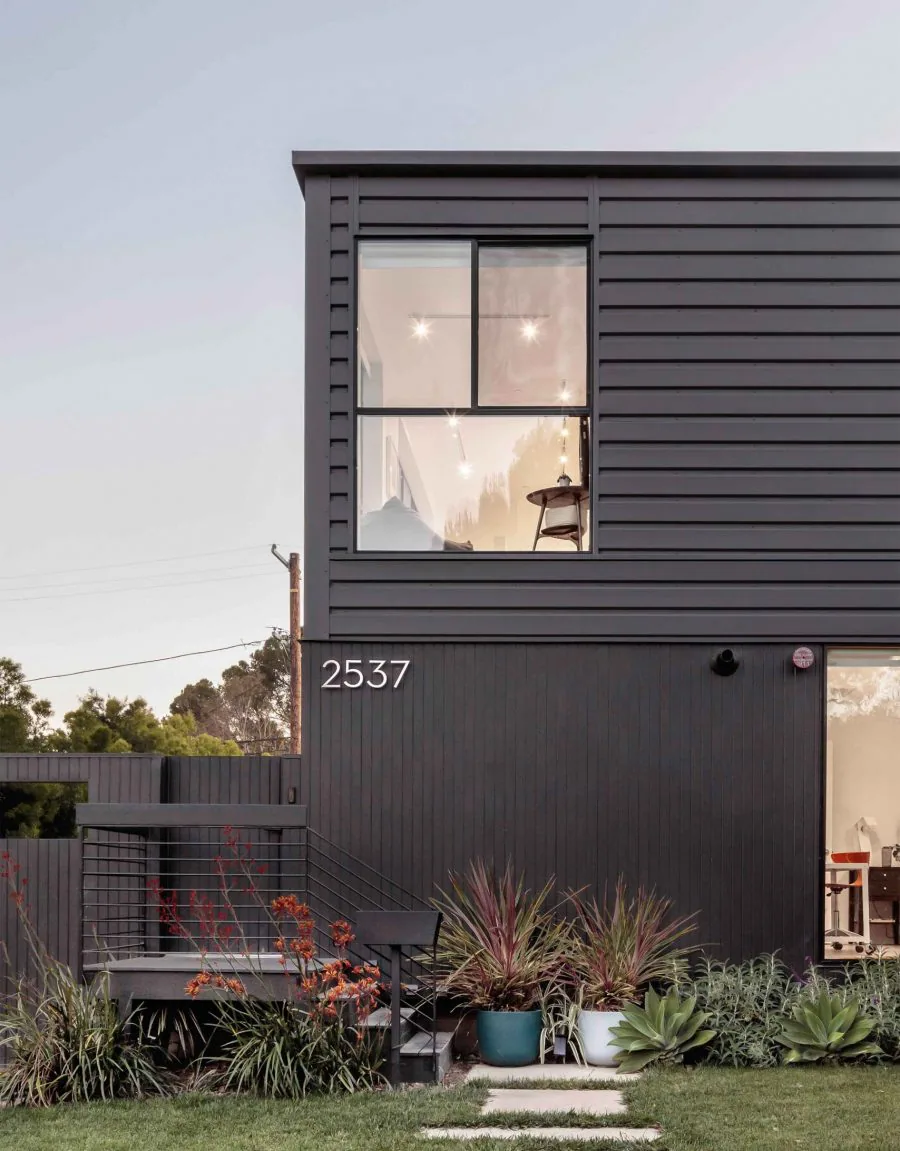 CONNECT SIX T by Connect Homes