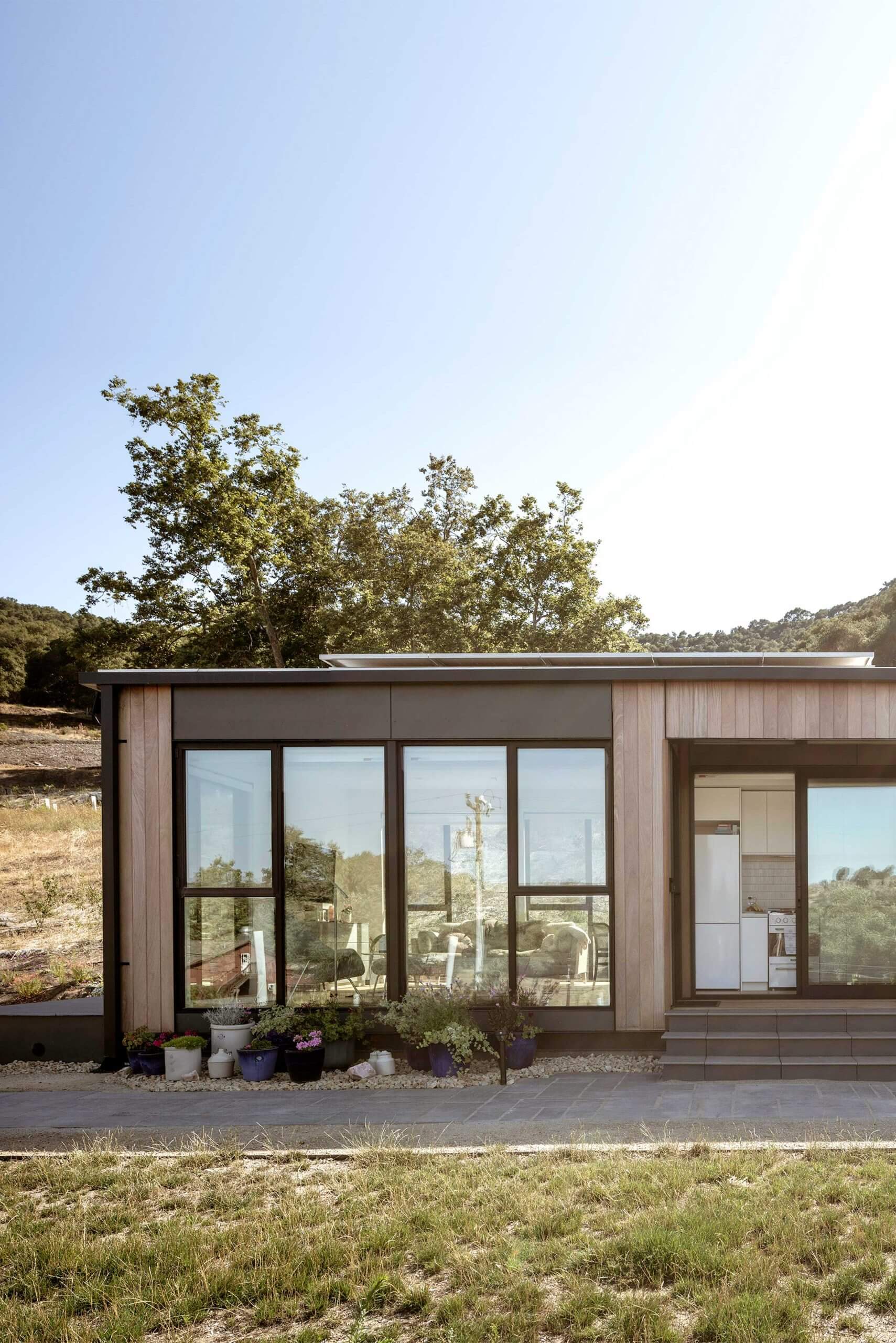 CONNECT TWO thumbnail 24