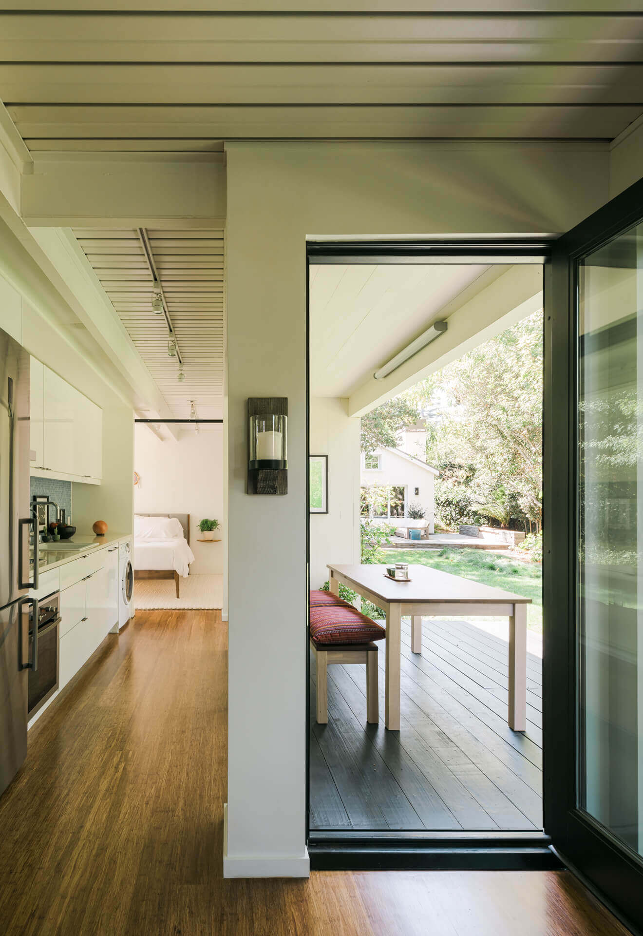 CONNECT TWO thumbnail 3